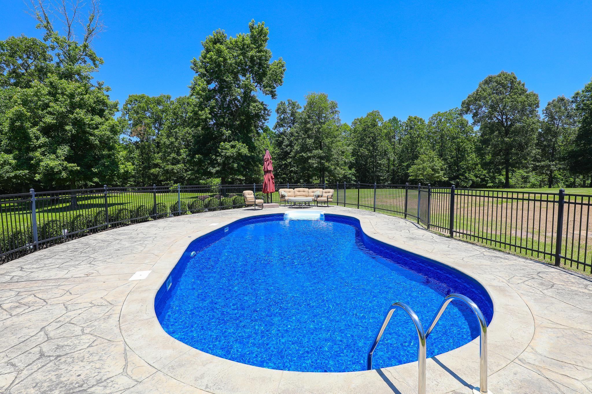 BELLE TERRE ESTATES - Residential