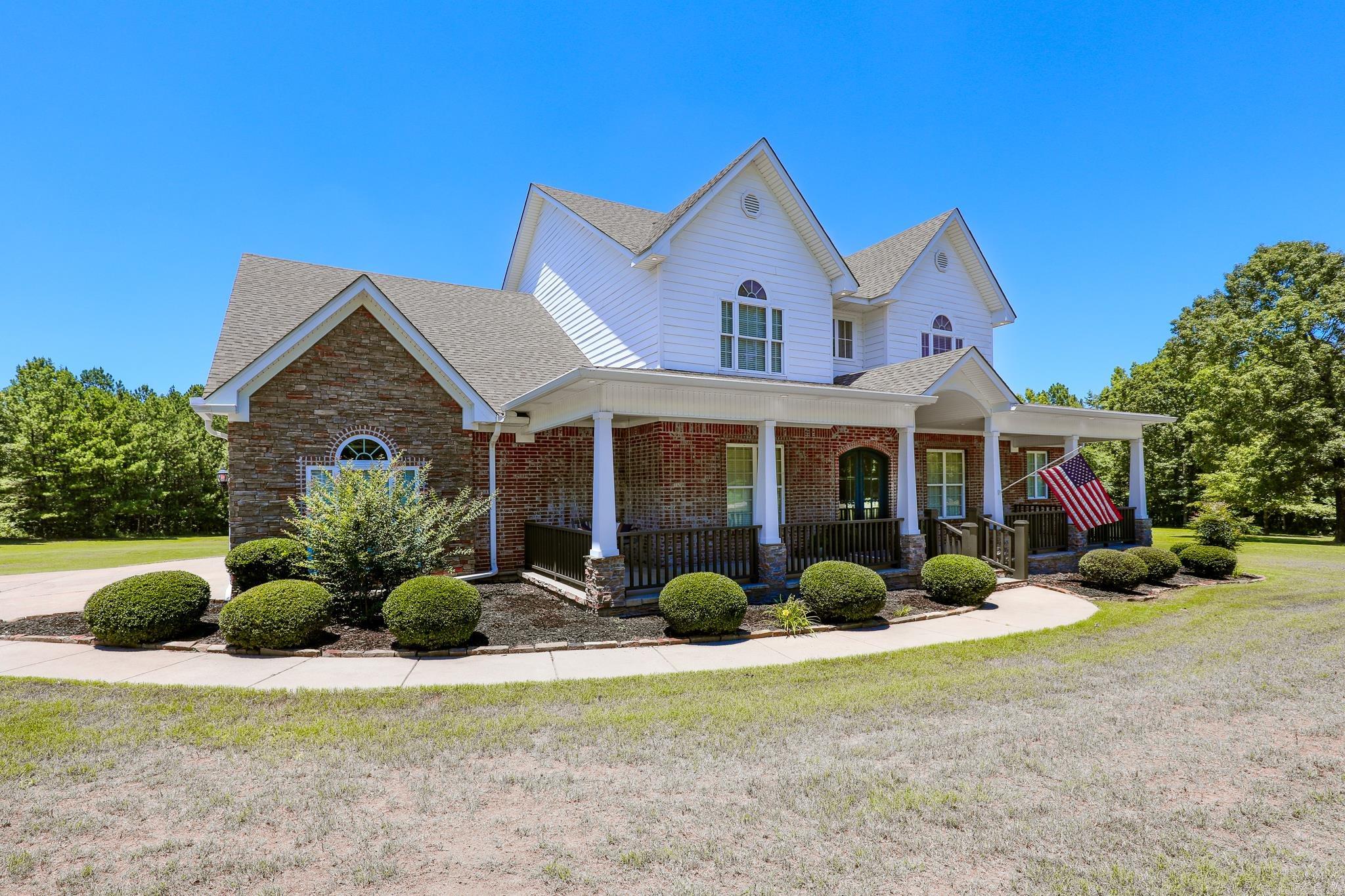 BELLE TERRE ESTATES - Residential