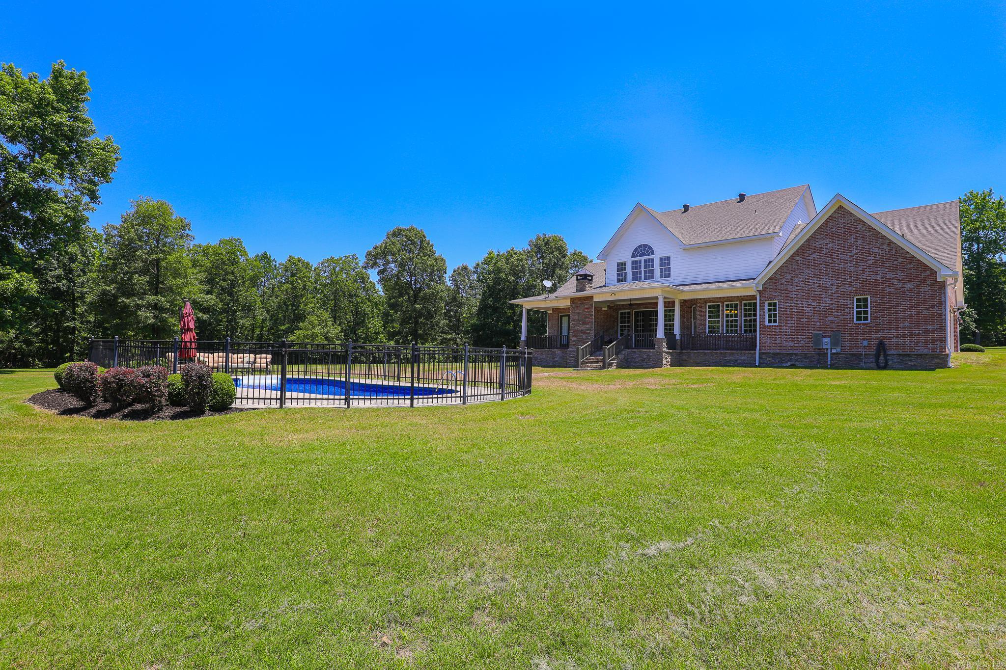 BELLE TERRE ESTATES - Residential