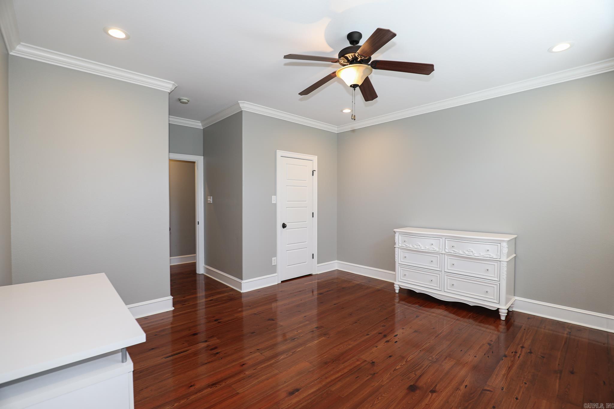 BELLE TERRE ESTATES - Residential