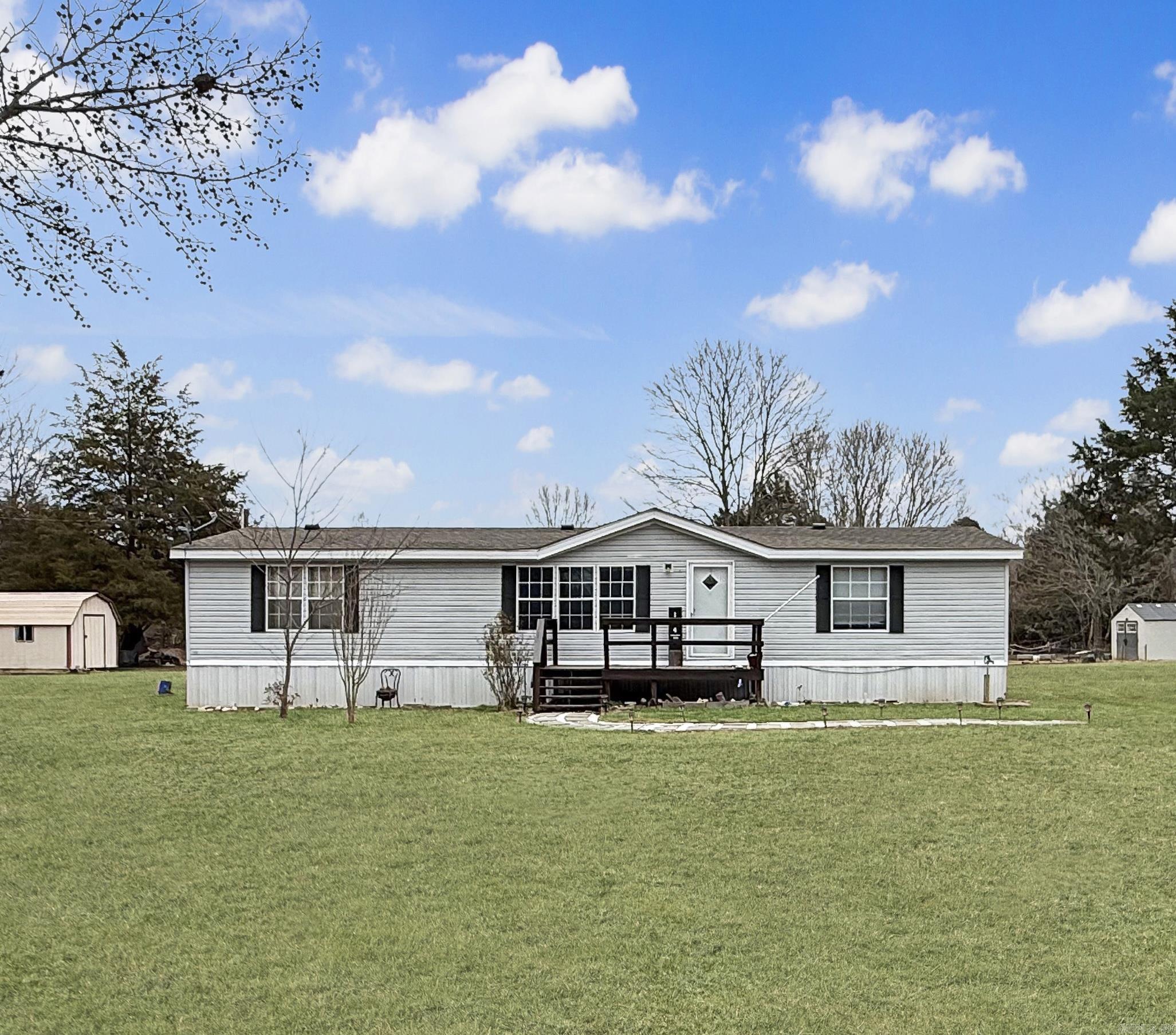 VALLEY OAKS - Residential