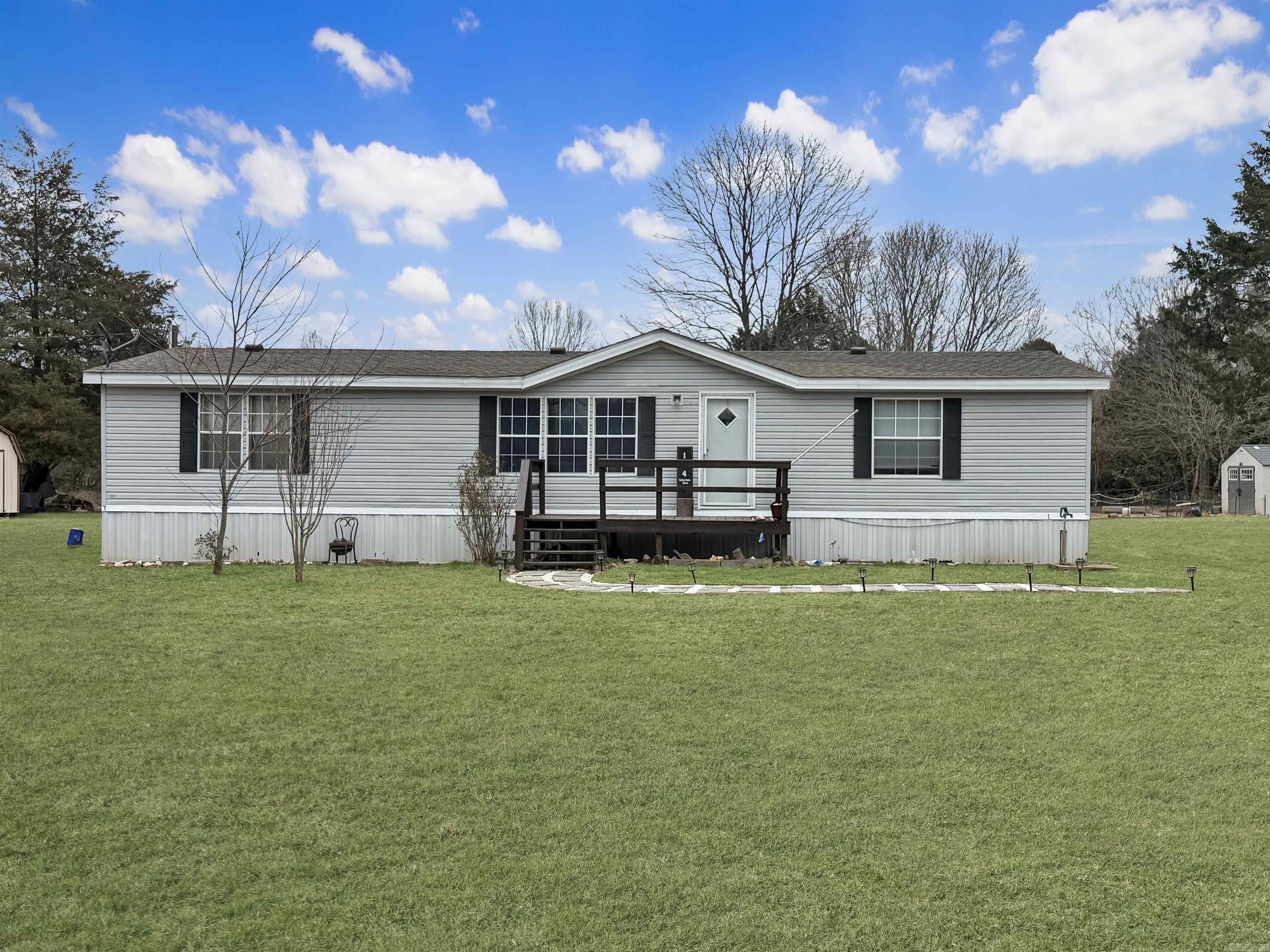 VALLEY OAKS - Residential