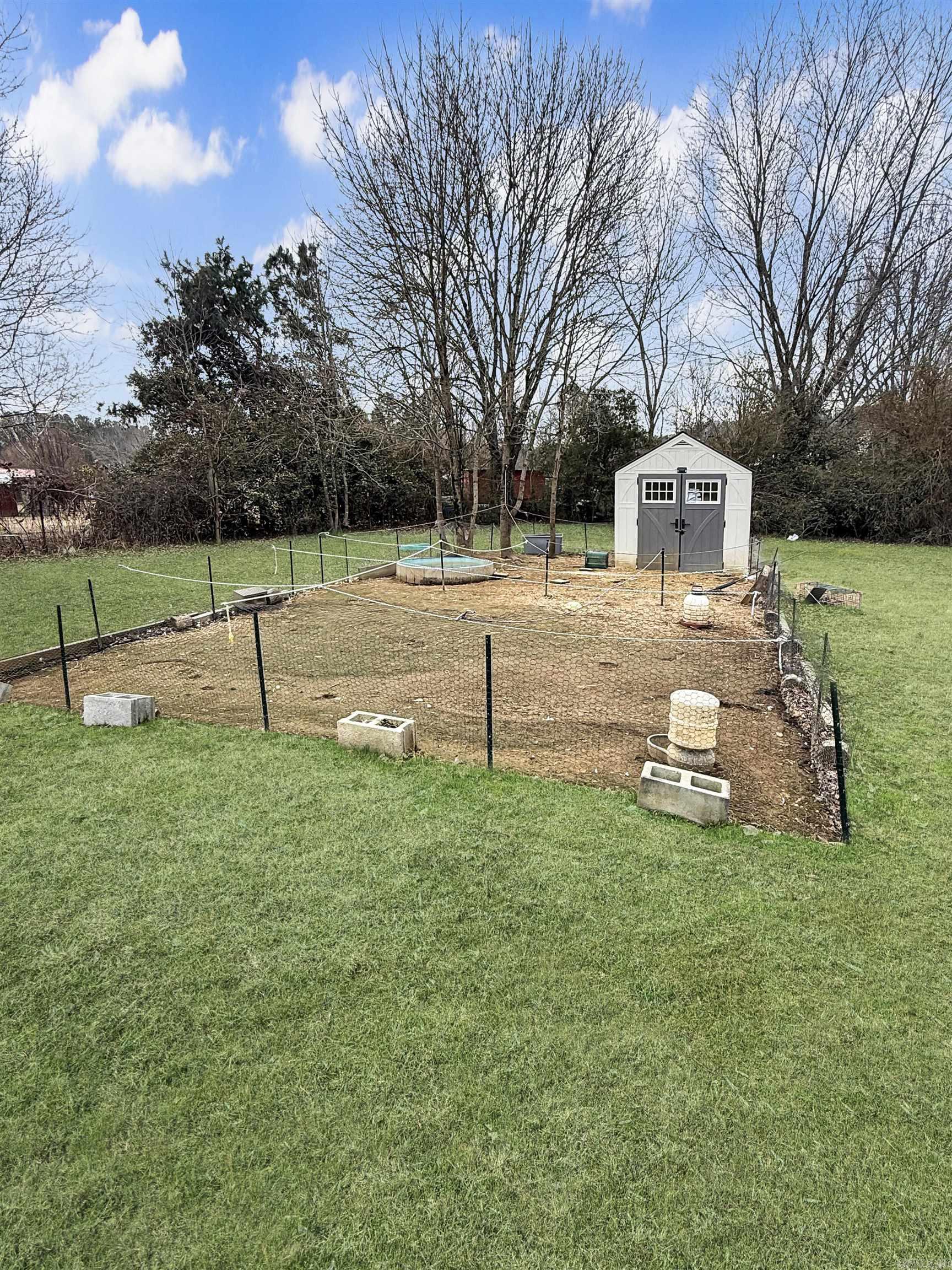 VALLEY OAKS - Residential