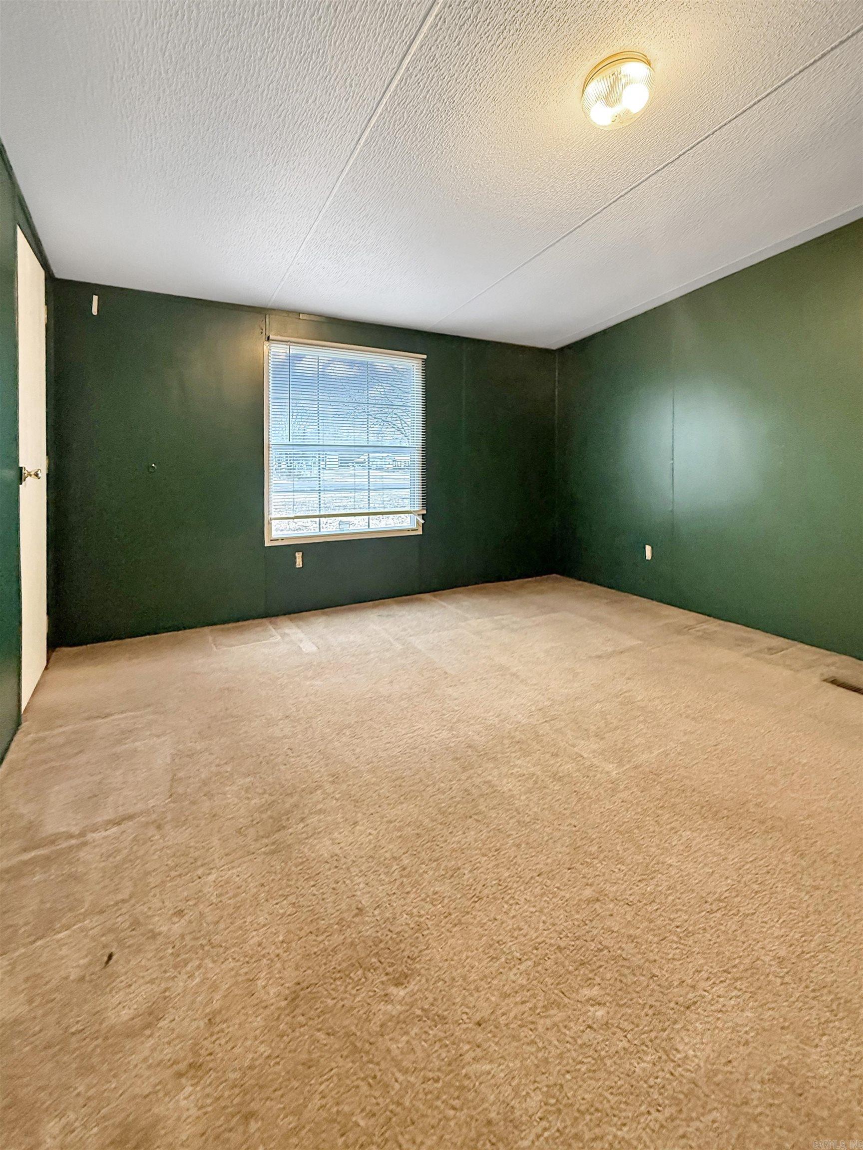 VALLEY OAKS - Residential