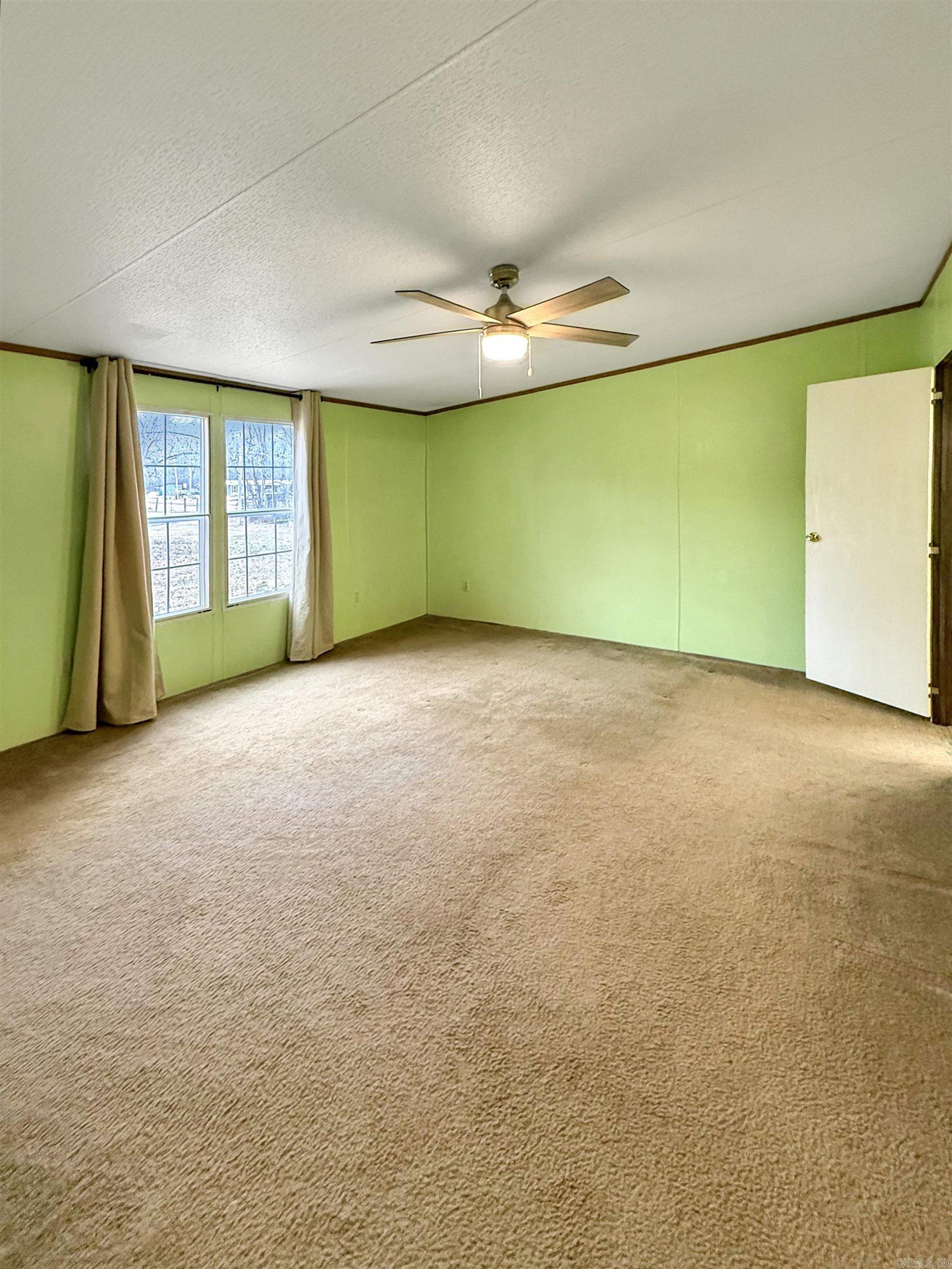 VALLEY OAKS - Residential