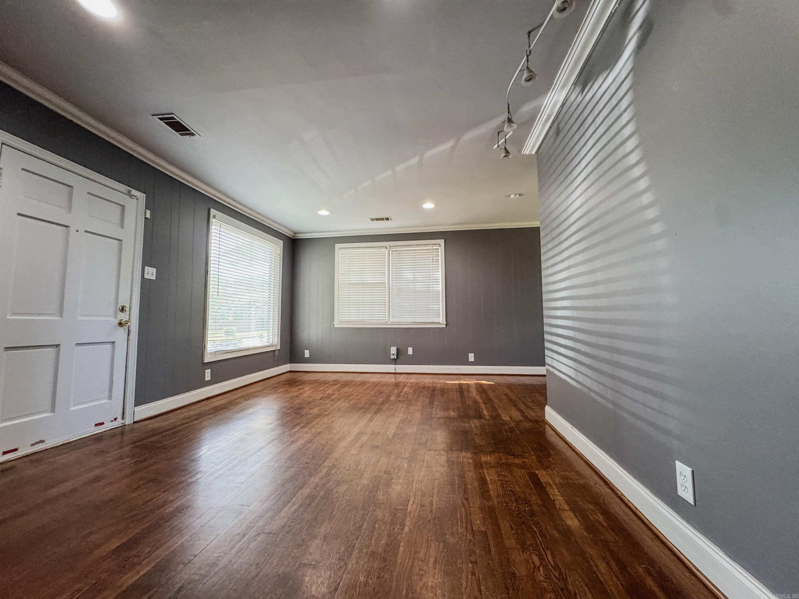 CAMMACK WOODS - Residential