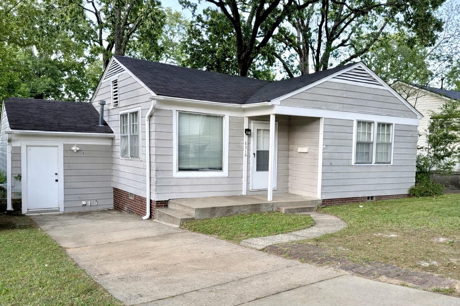 CAMMACK WOODS - Residential