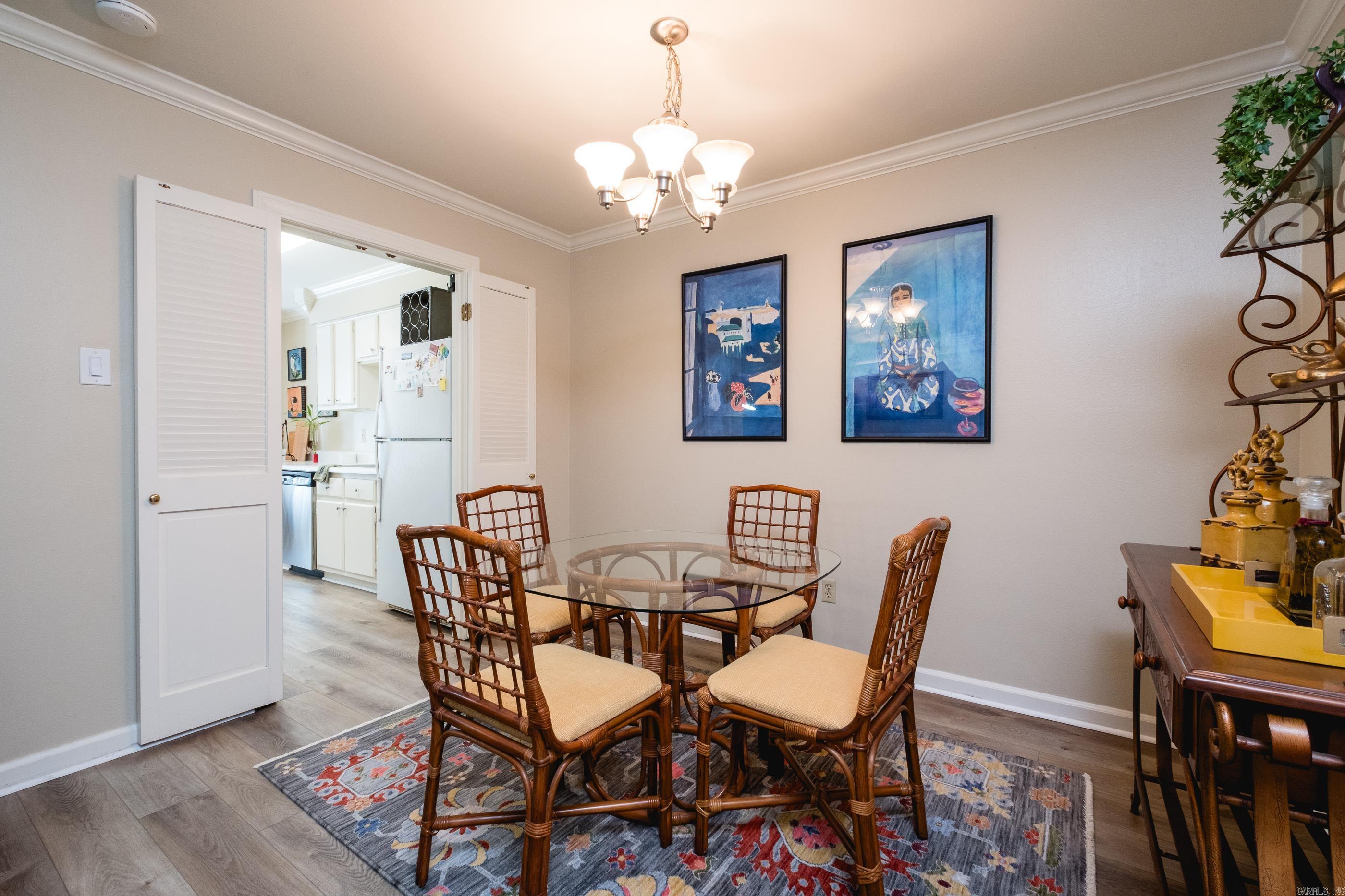 KINGSBRIDGE TWNHSE - Residential