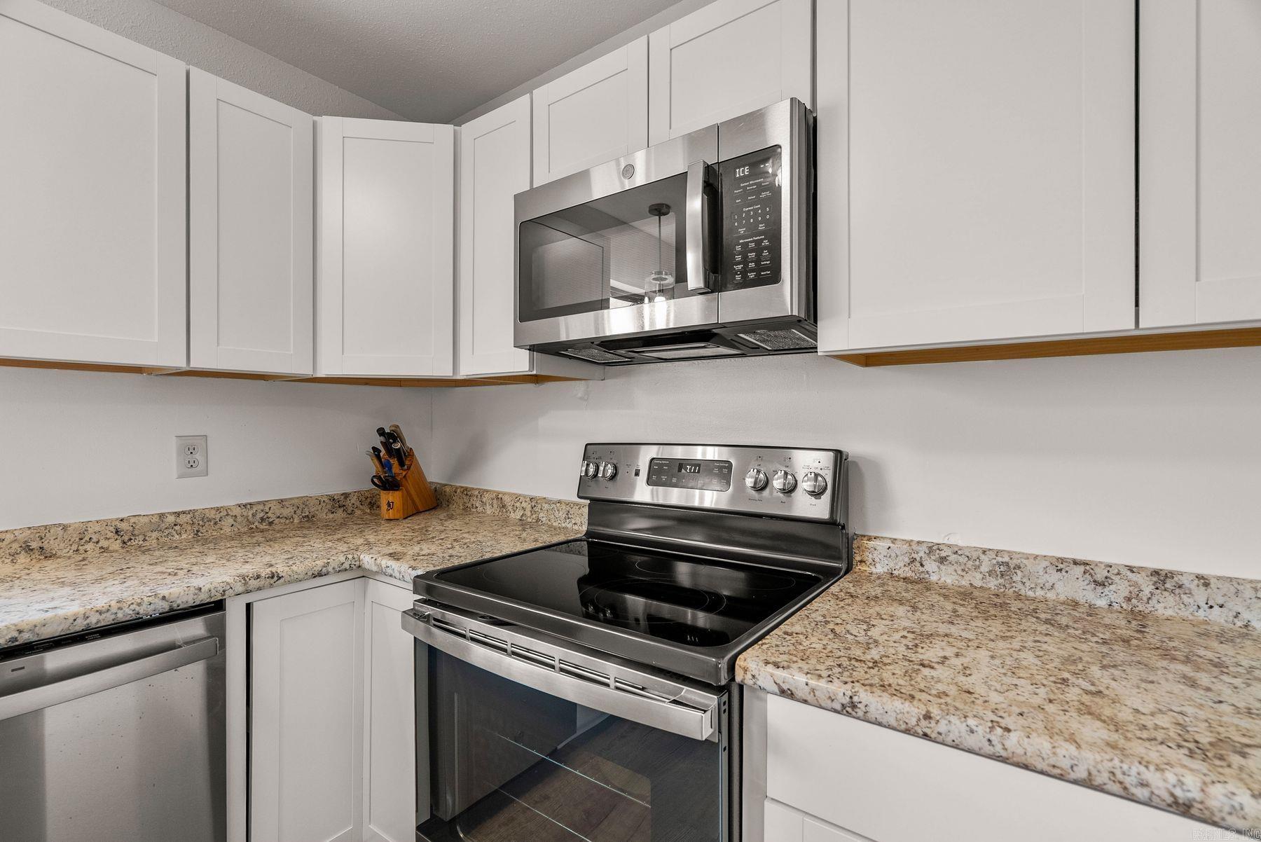 PARKWAY PLACE - Residential