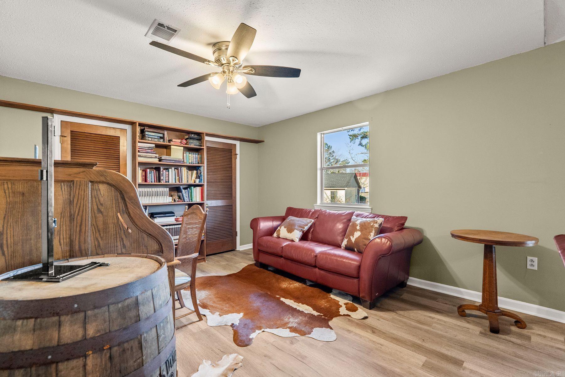 PARKWAY PLACE - Residential