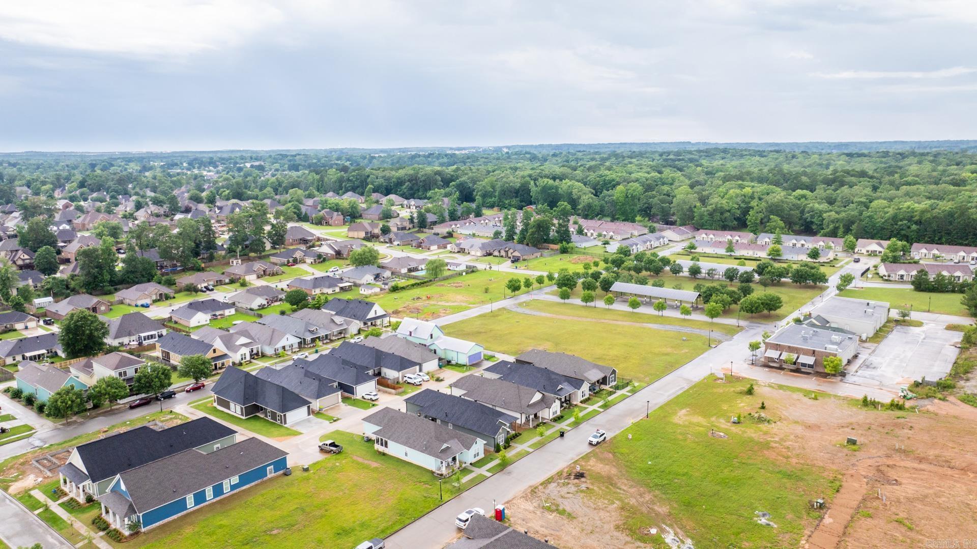 MIDTOWN BRYANT - Residential