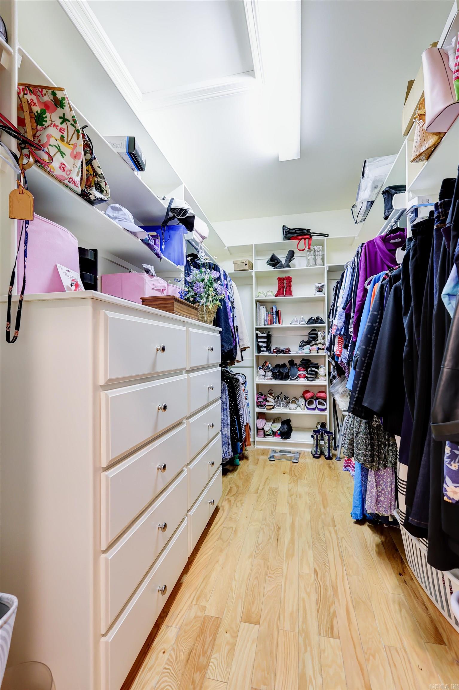 Montagne Court - Residential