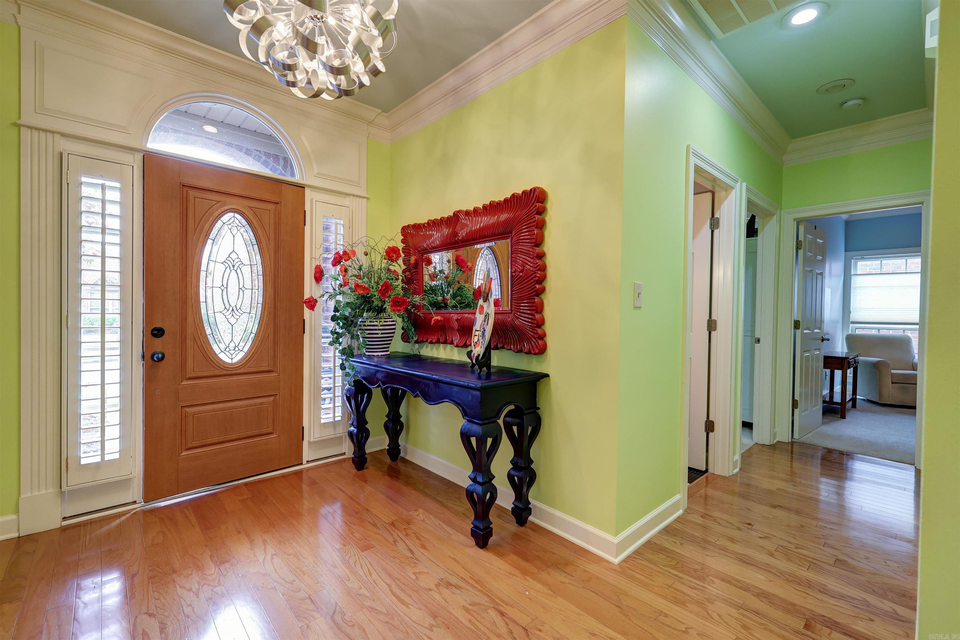 Montagne Court - Residential