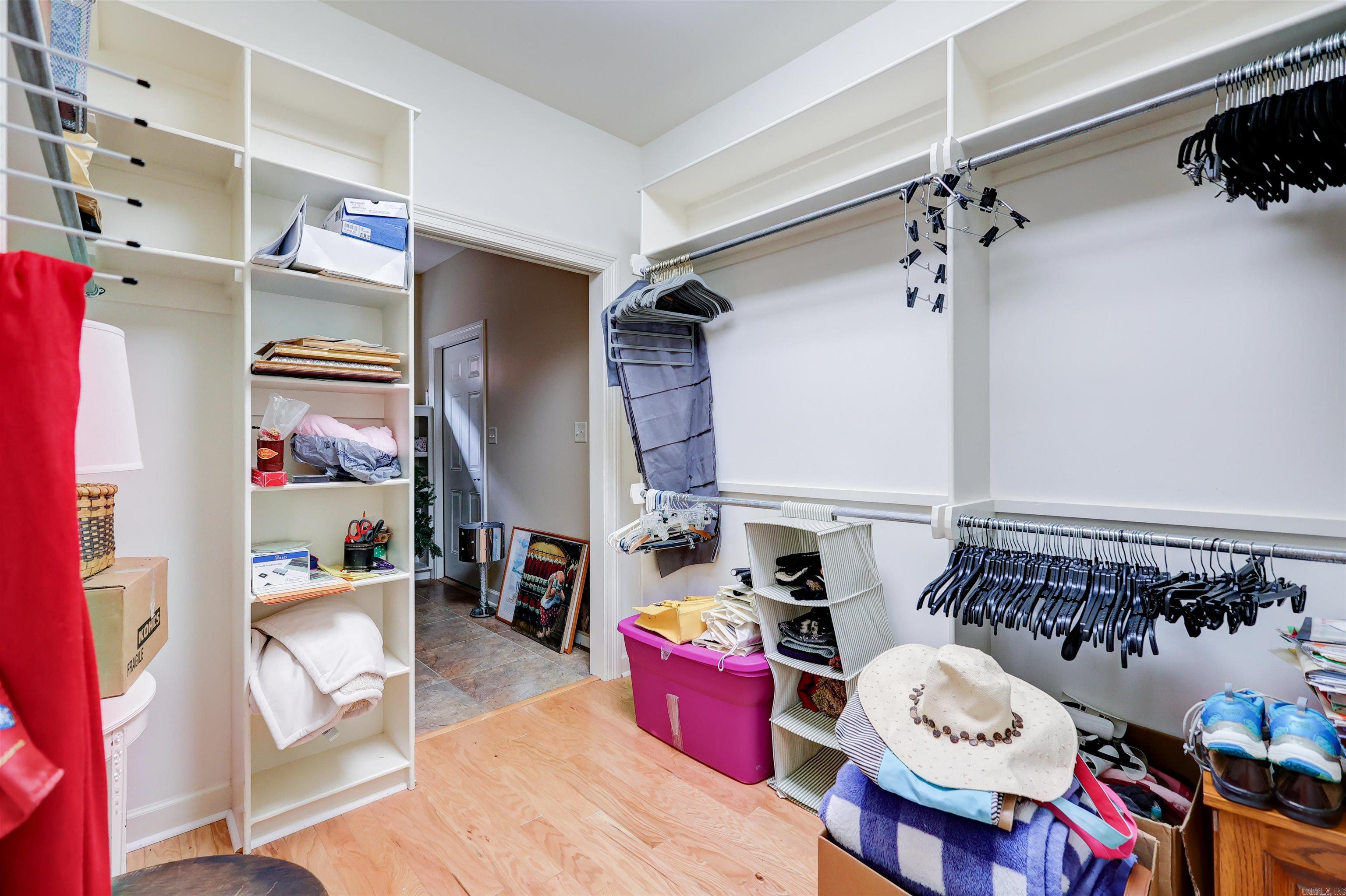 Montagne Court - Residential