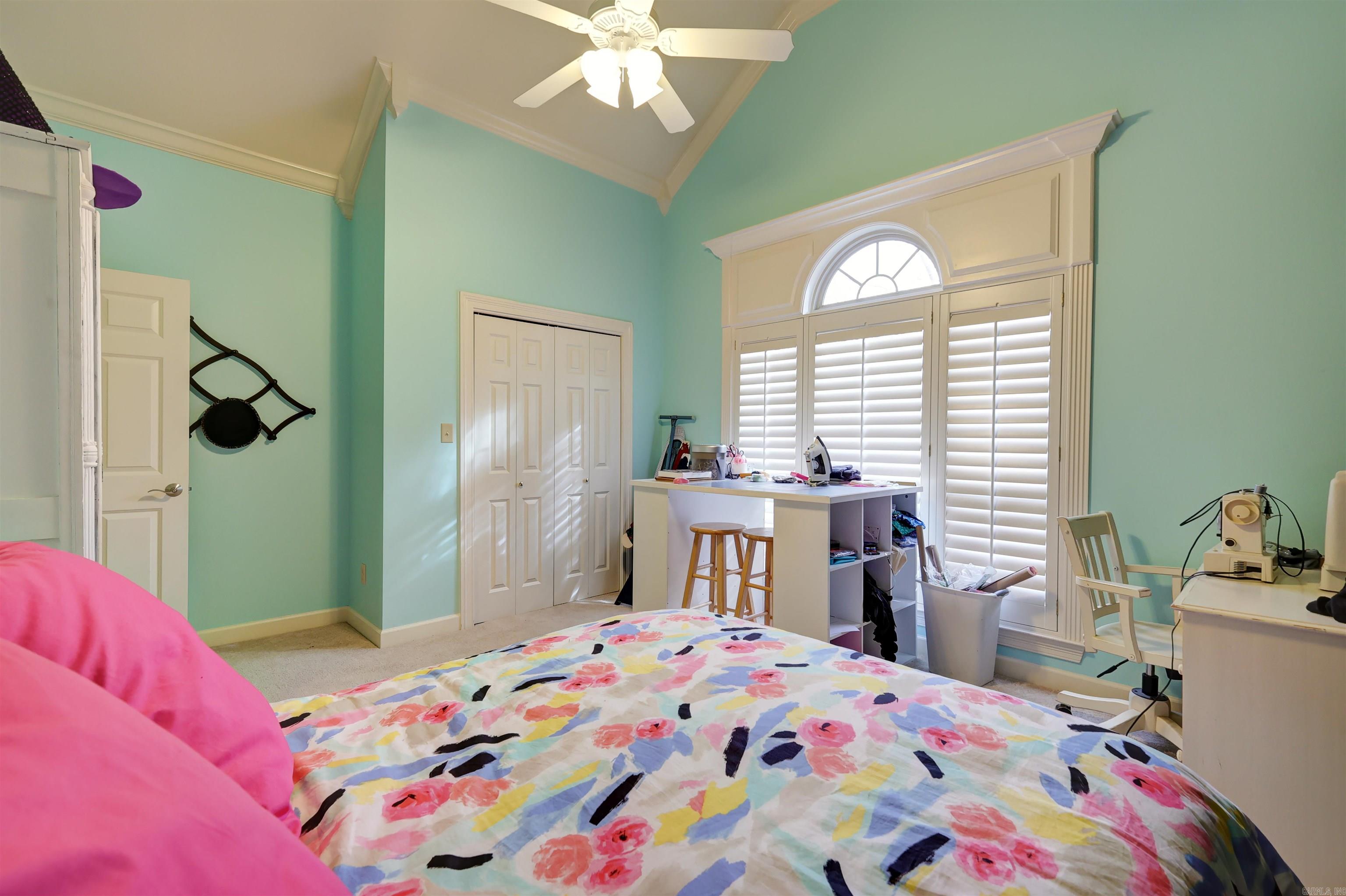 Montagne Court - Residential