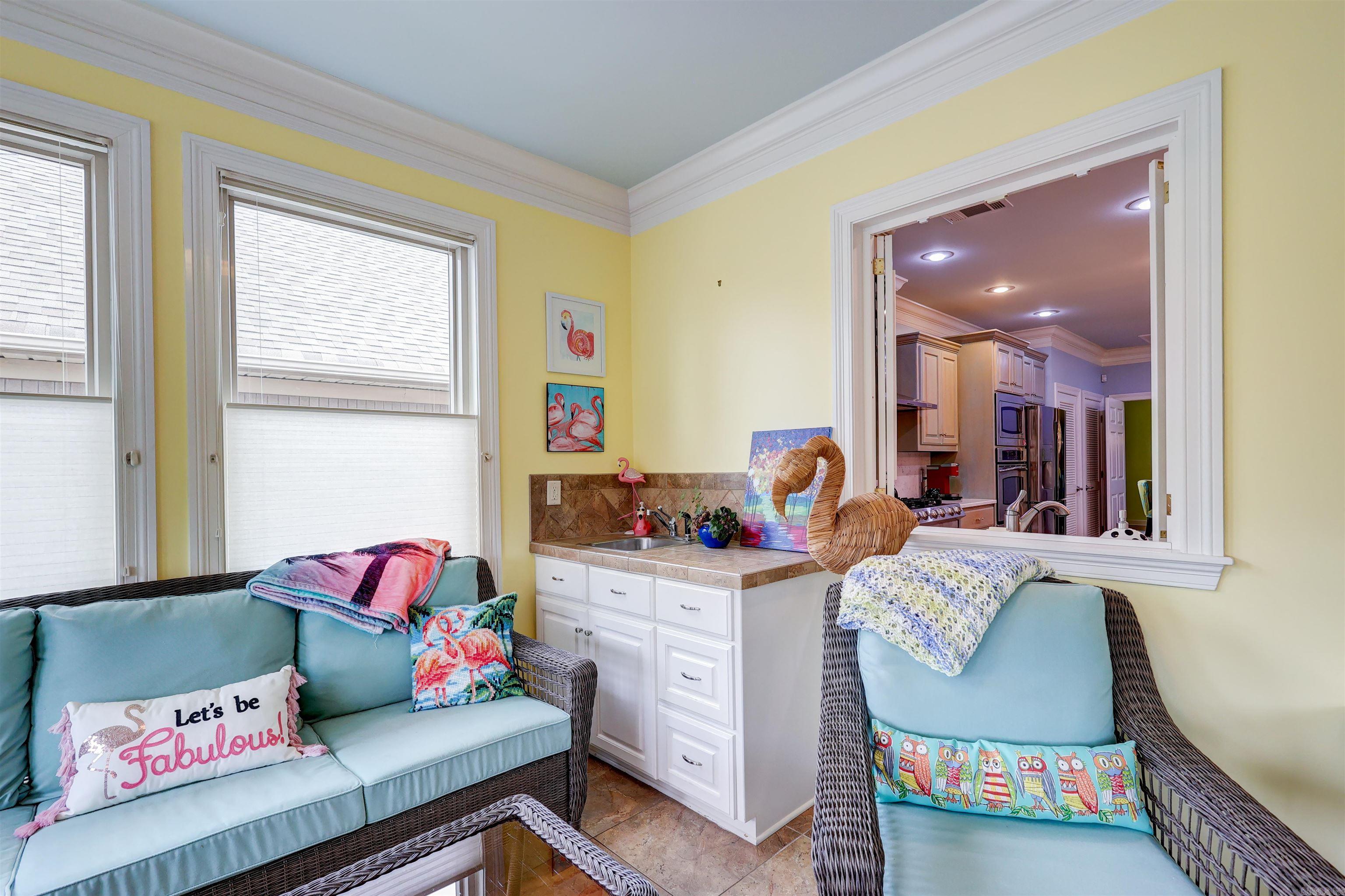 Montagne Court - Residential