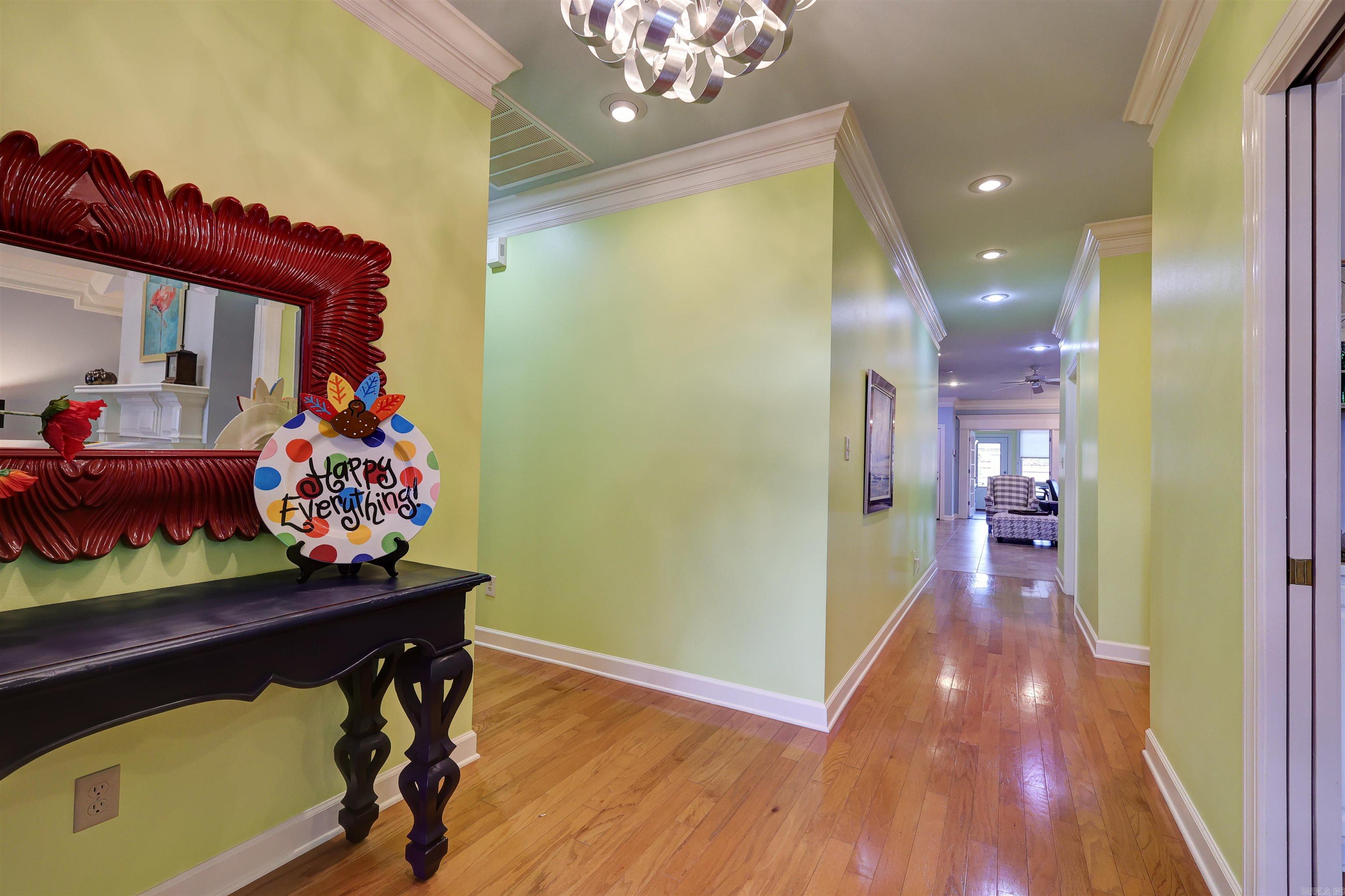 Montagne Court - Residential