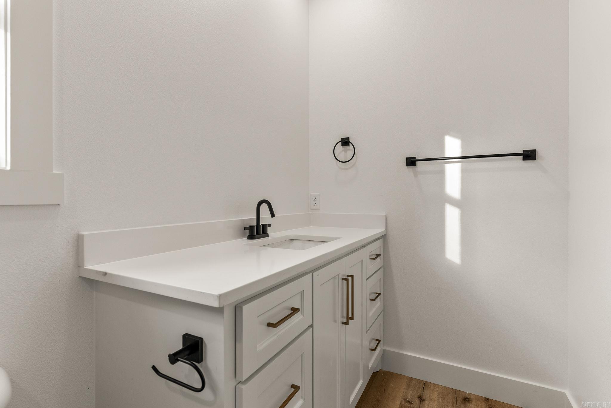 CRYSTAL BROOKE SHORES - Residential