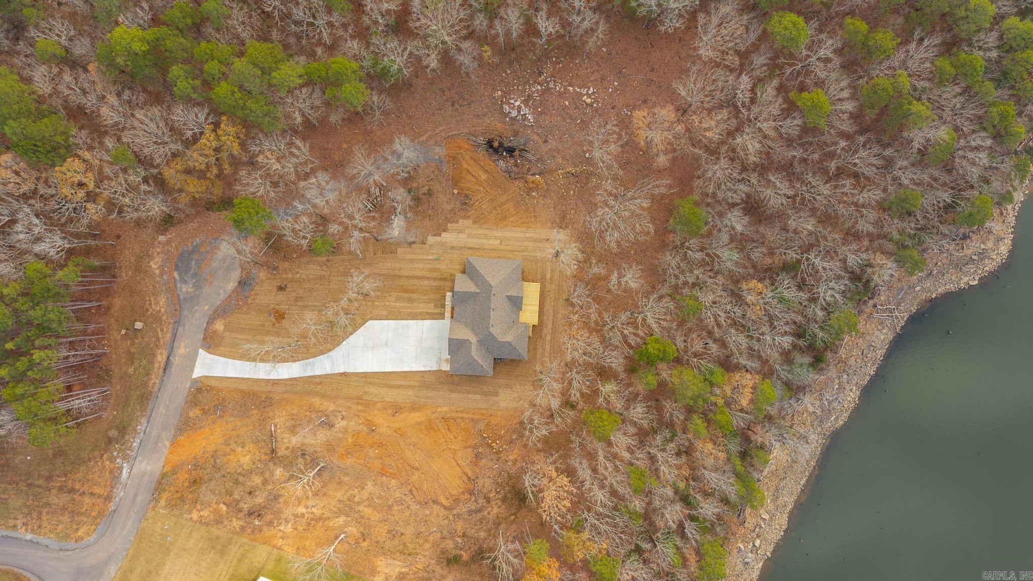 CRYSTAL BROOKE SHORES - Residential