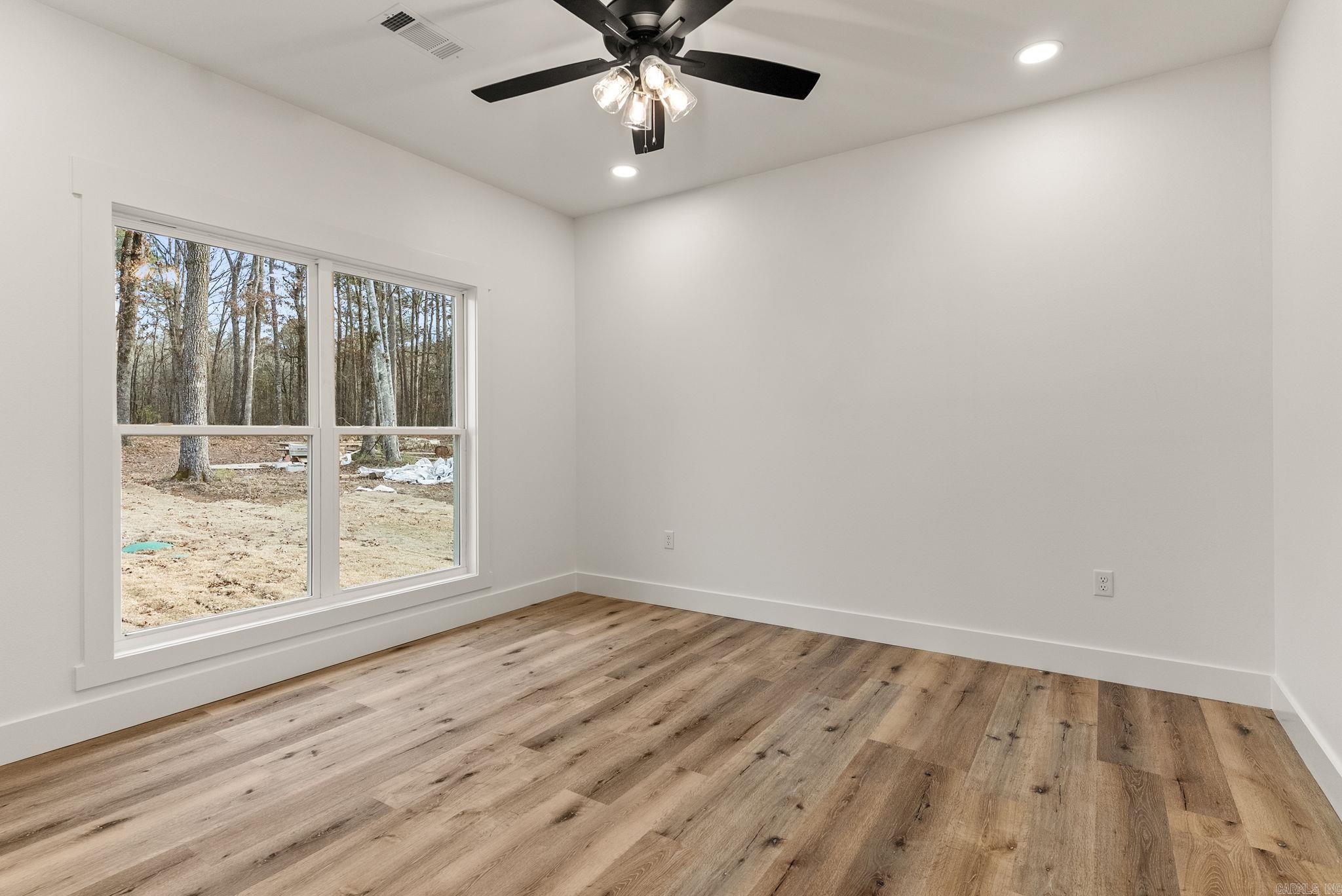 CRYSTAL BROOKE SHORES - Residential