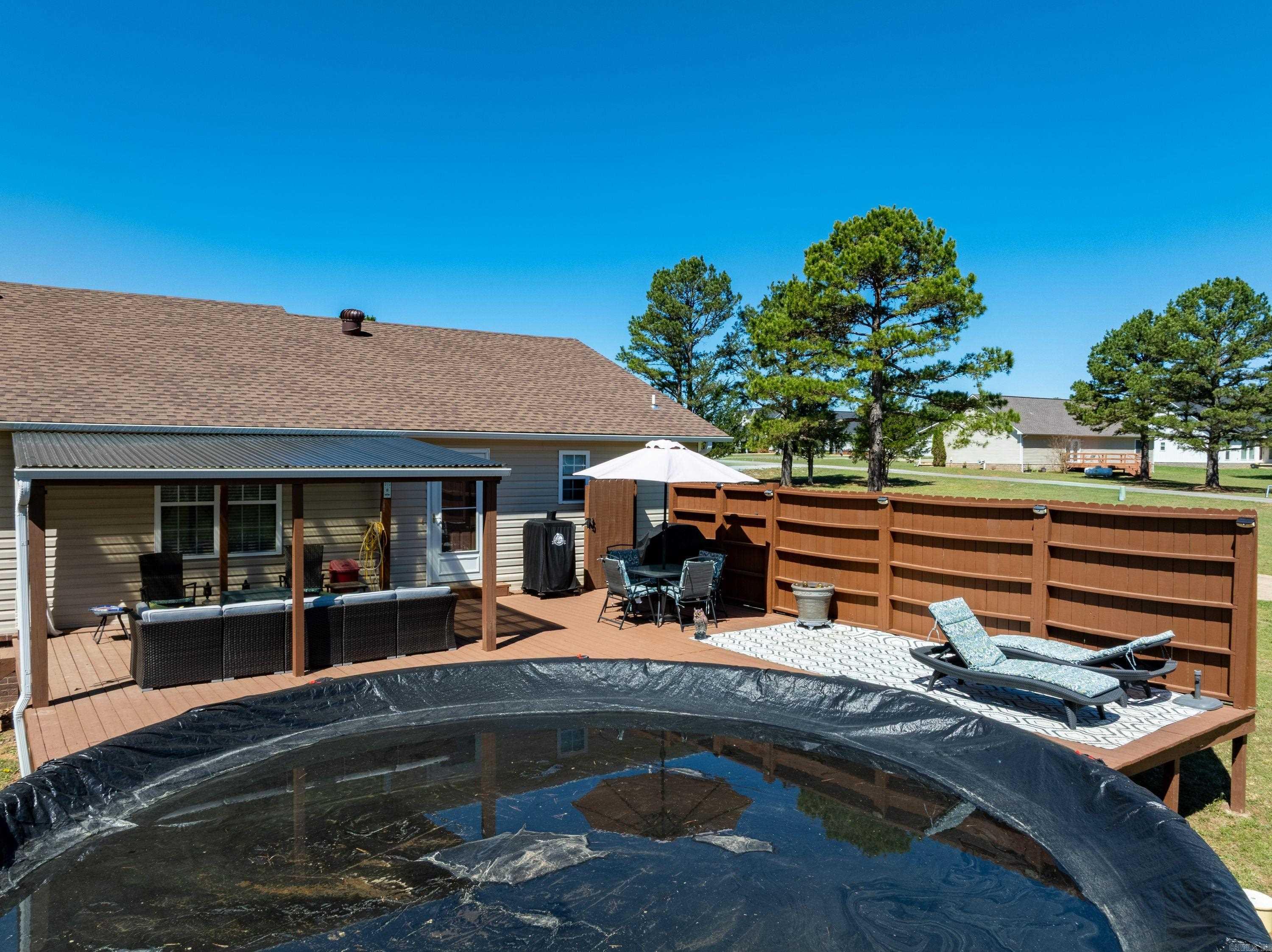 DOUBLE OAK ESTATES - Residential