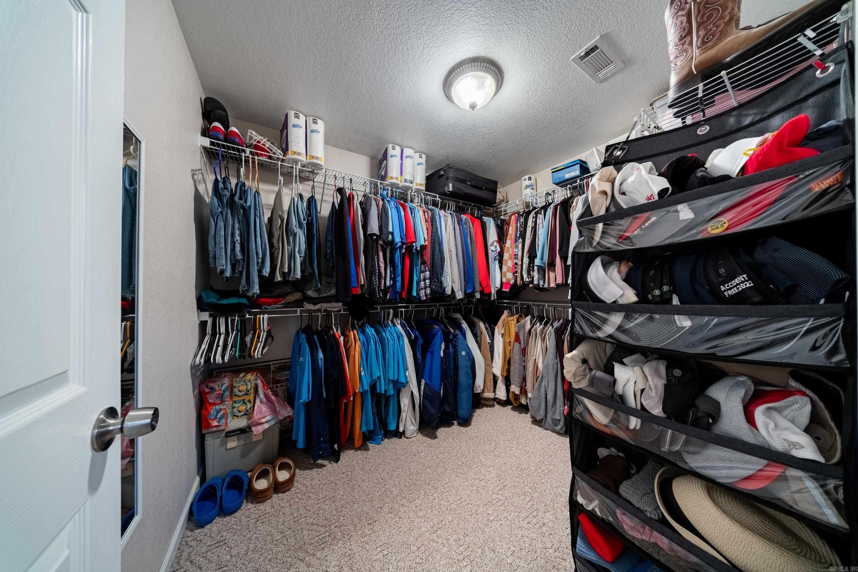 DOUBLE OAK ESTATES - Residential