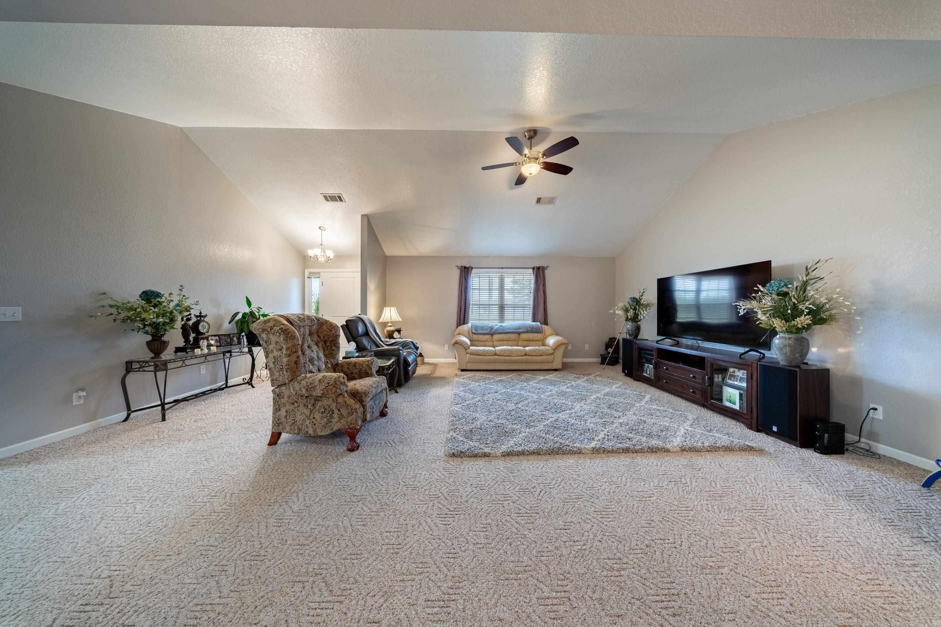 DOUBLE OAK ESTATES - Residential