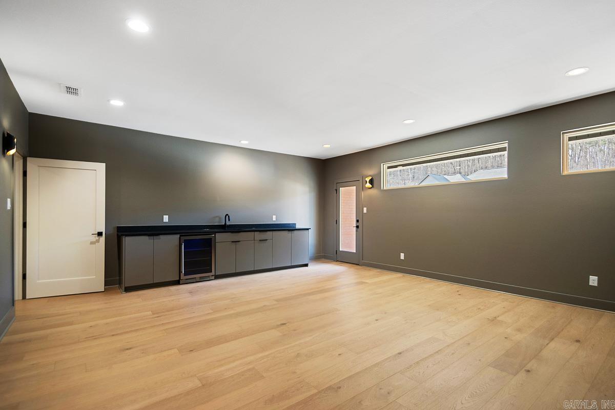 CHENAL VALLEY ABINGTON COURT - Residential