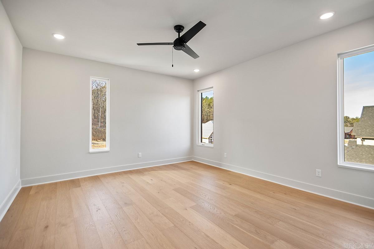 CHENAL VALLEY ABINGTON COURT - Residential