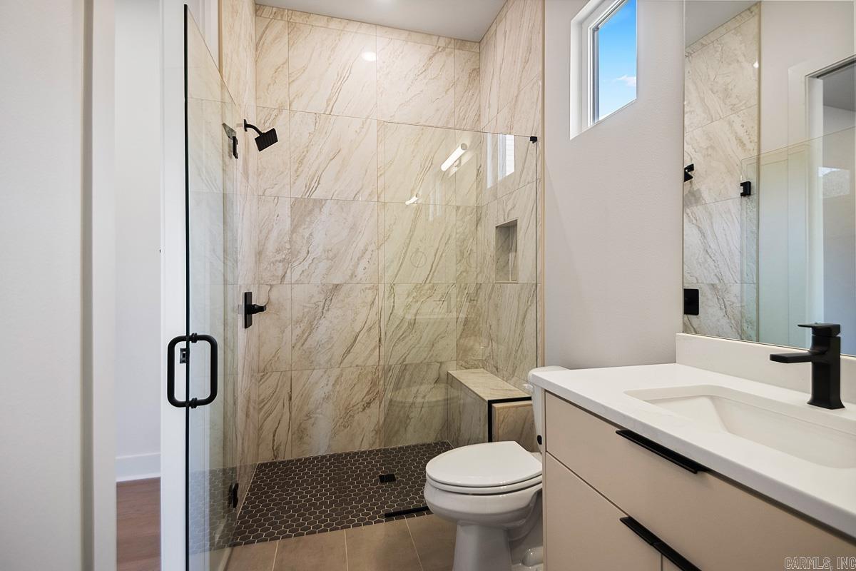 CHENAL VALLEY ABINGTON COURT - Residential