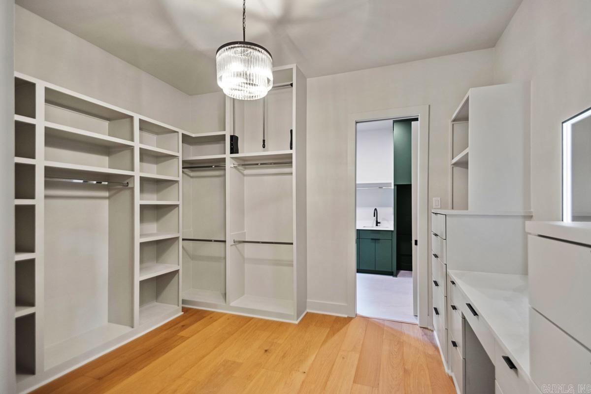 CHENAL VALLEY ABINGTON COURT - Residential