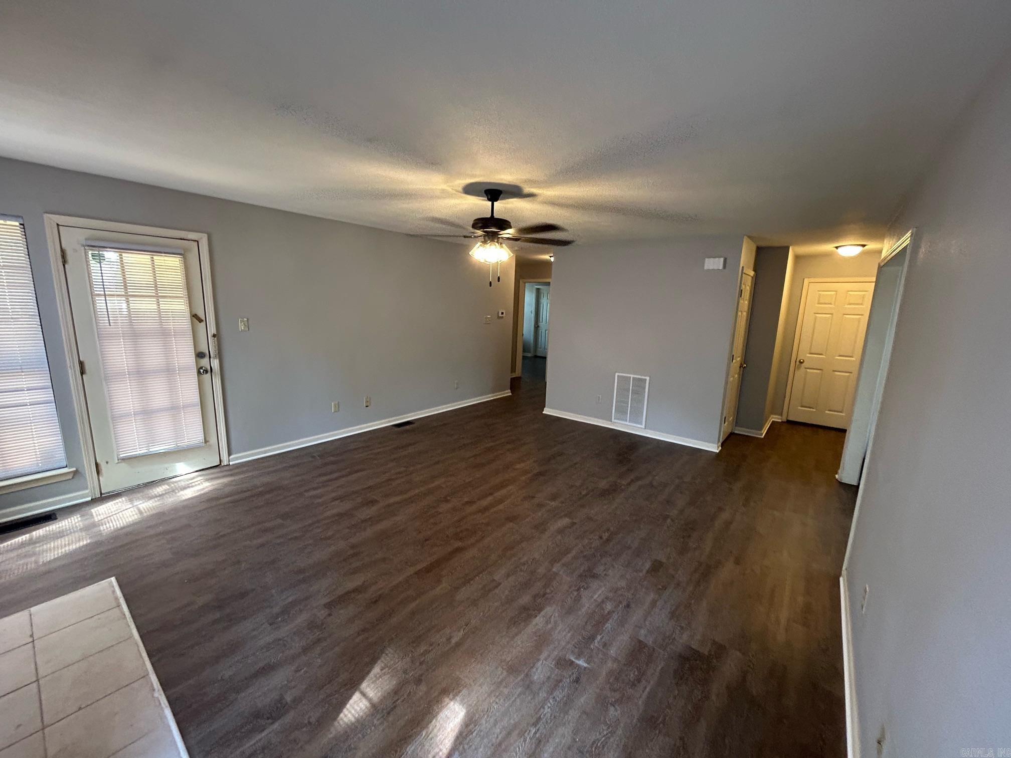 Rolling Oaks - Residential Lease