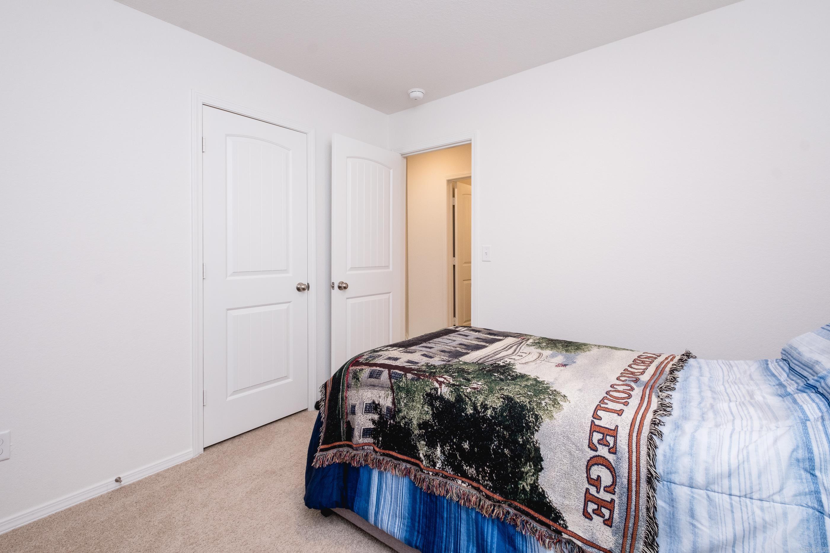 WHITE OAK CROSSING - Residential