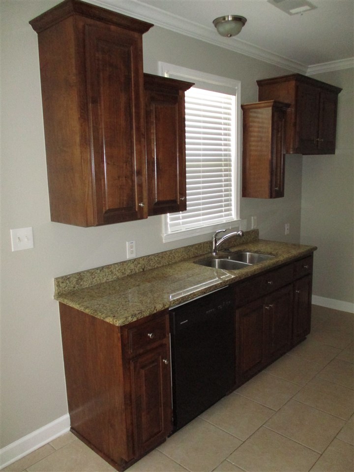 Royal Oaks - Residential Lease