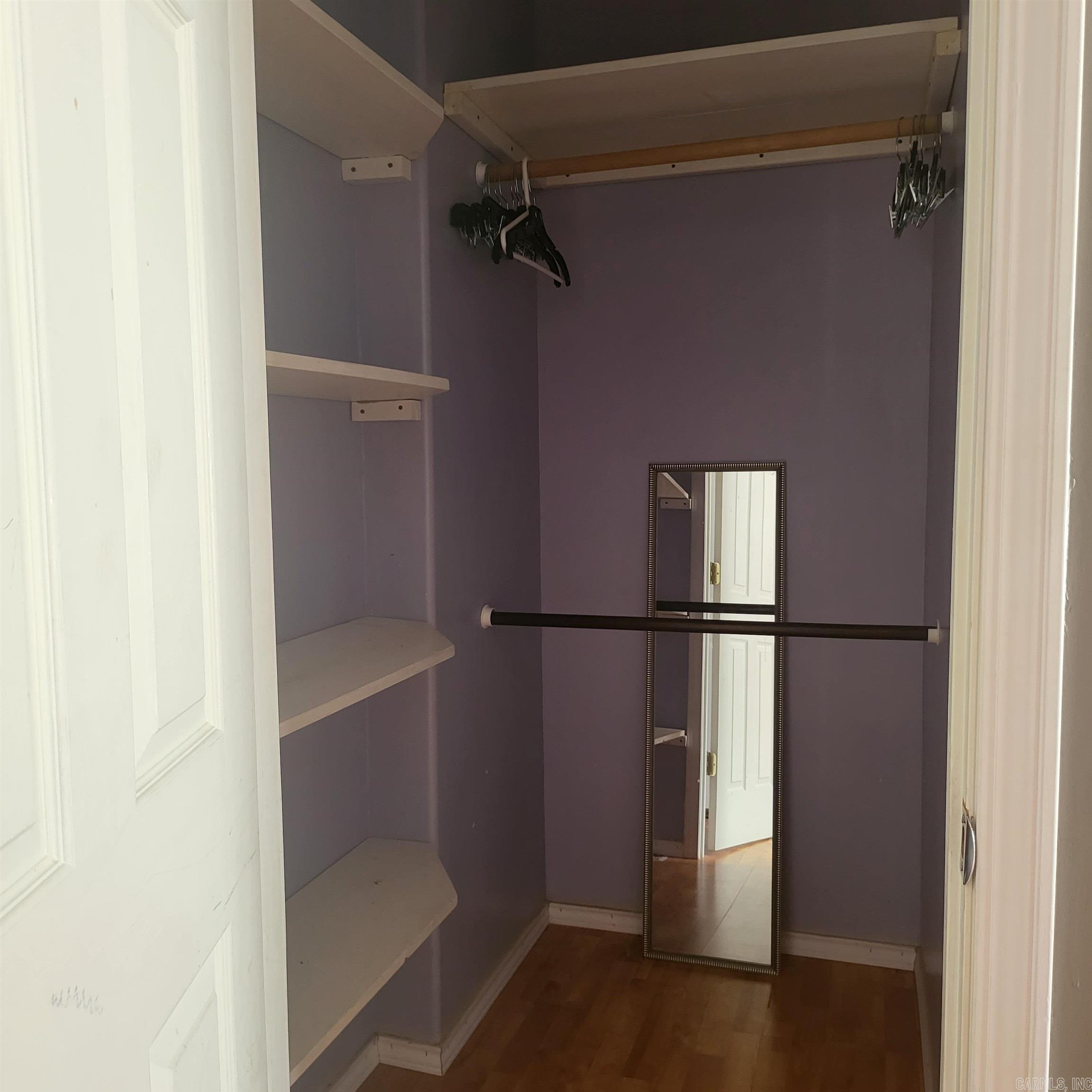 UNPLATTED ACREAGE - Residential