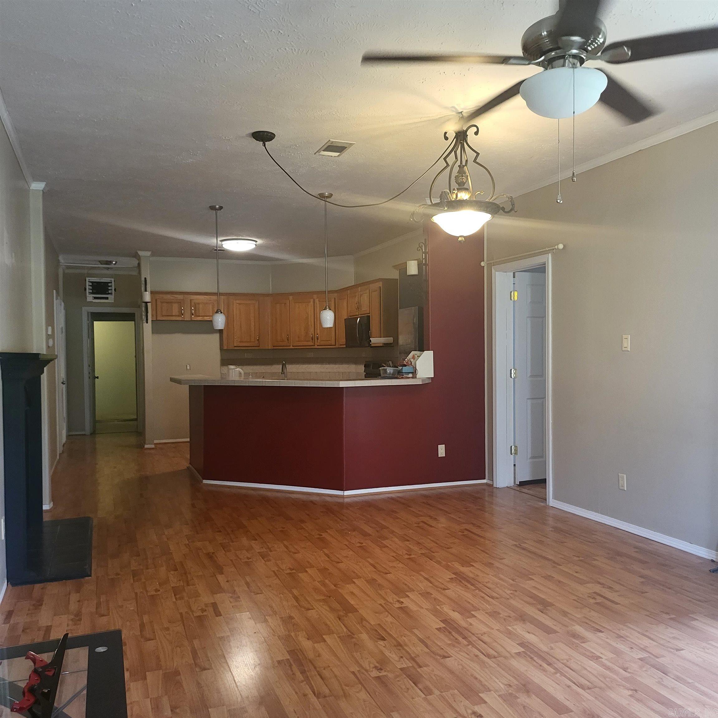 UNPLATTED ACREAGE - Residential