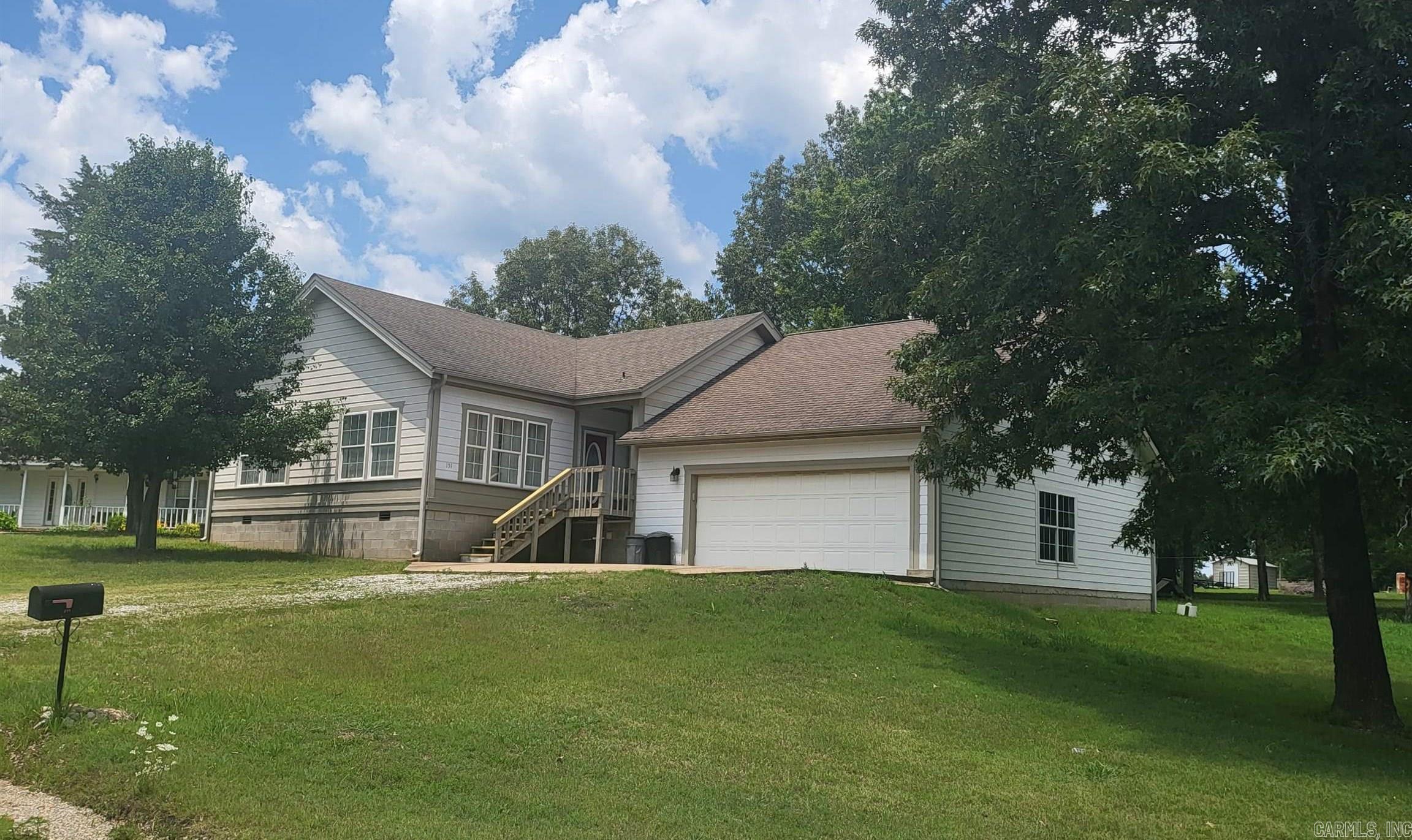 UNPLATTED ACREAGE - Residential