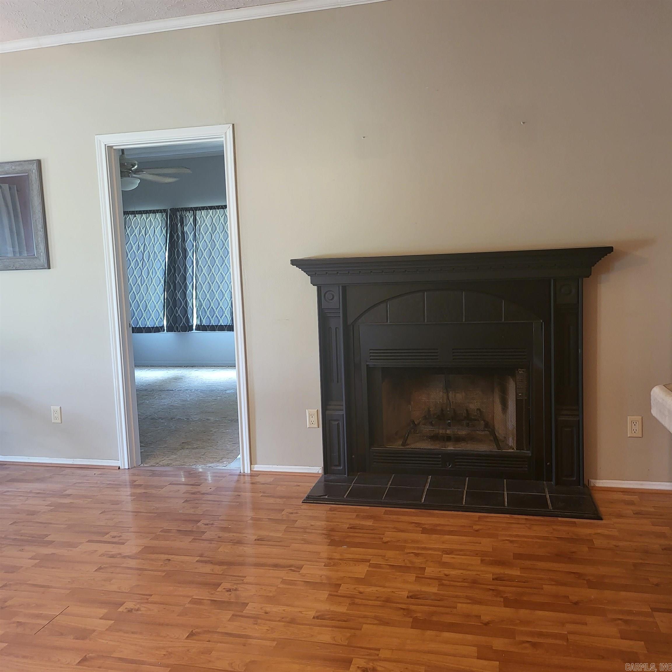 UNPLATTED ACREAGE - Residential