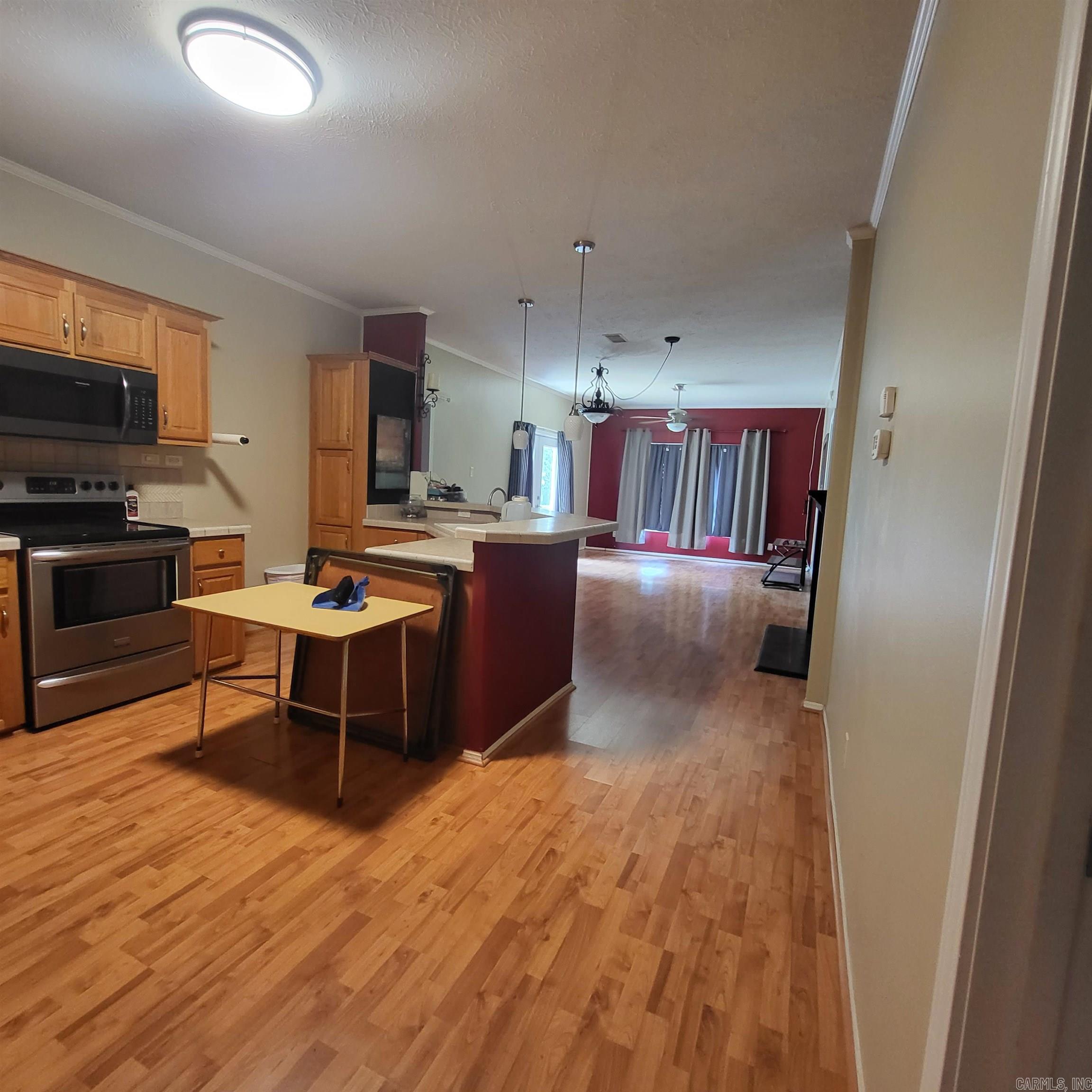 UNPLATTED ACREAGE - Residential