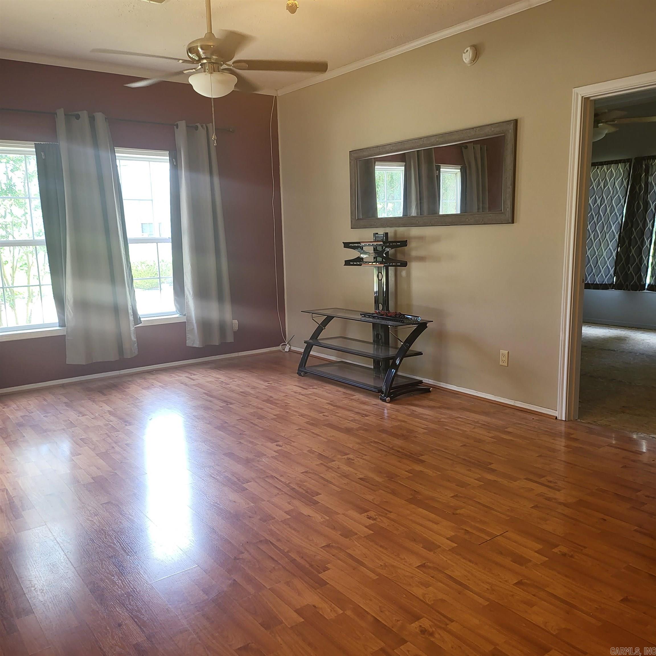 UNPLATTED ACREAGE - Residential