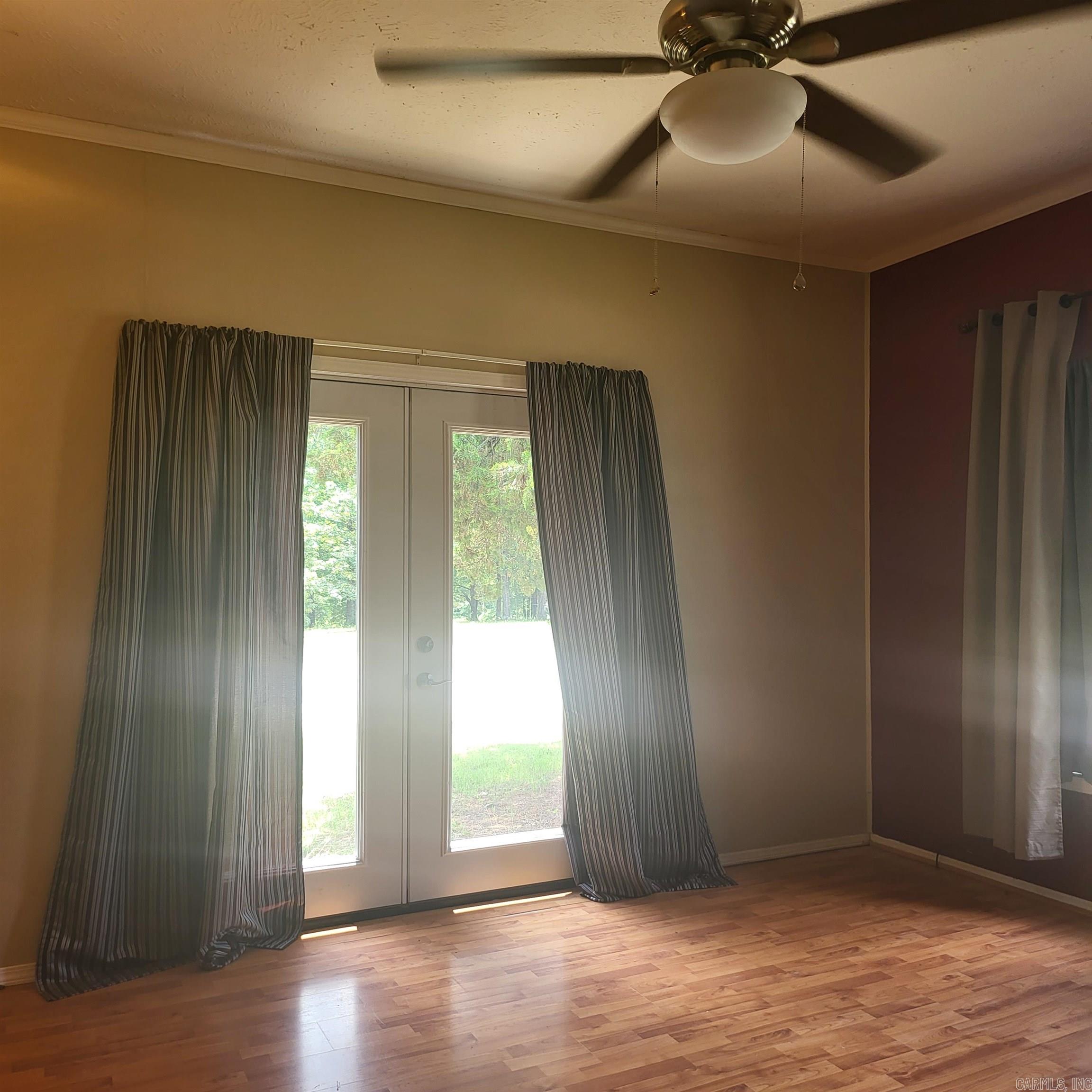 UNPLATTED ACREAGE - Residential