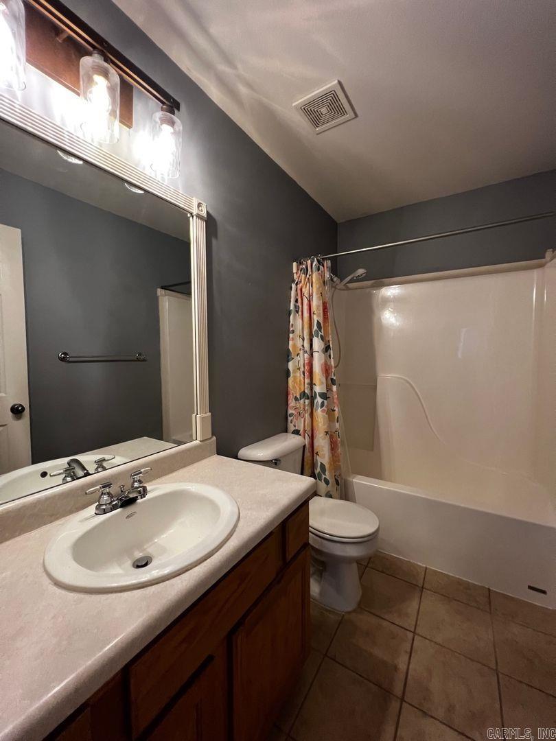 Auburn Hills - Residential Lease