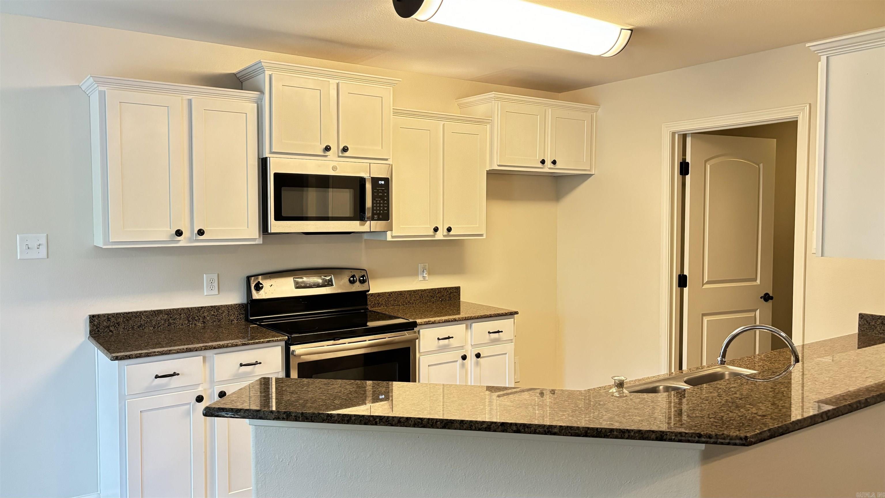 NORTH HAVEN - Residential