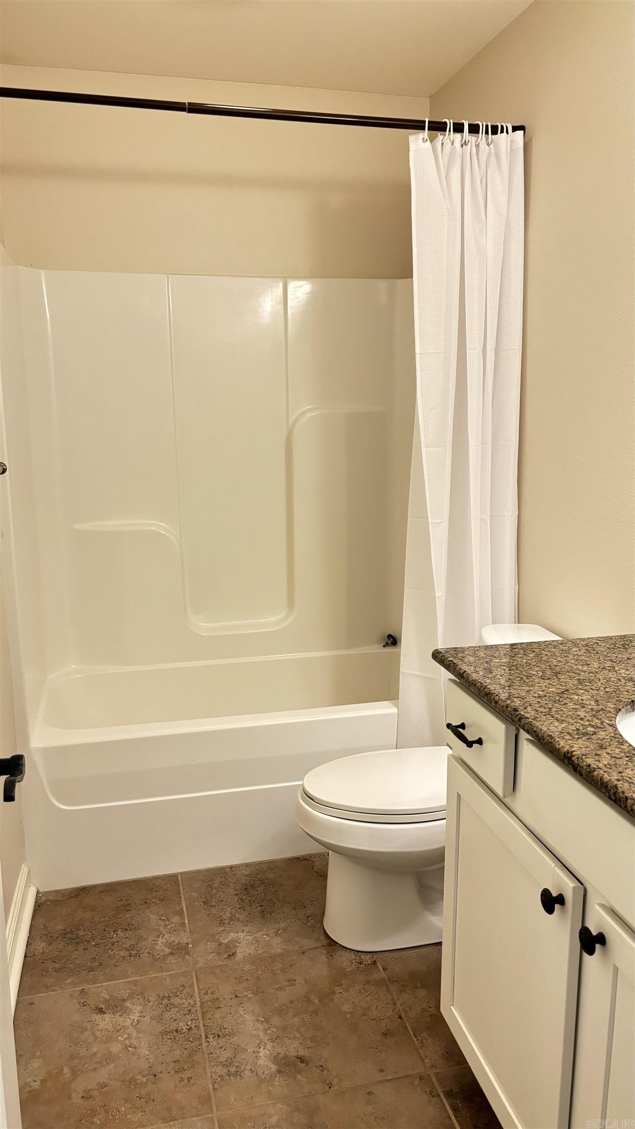 NORTH HAVEN - Residential