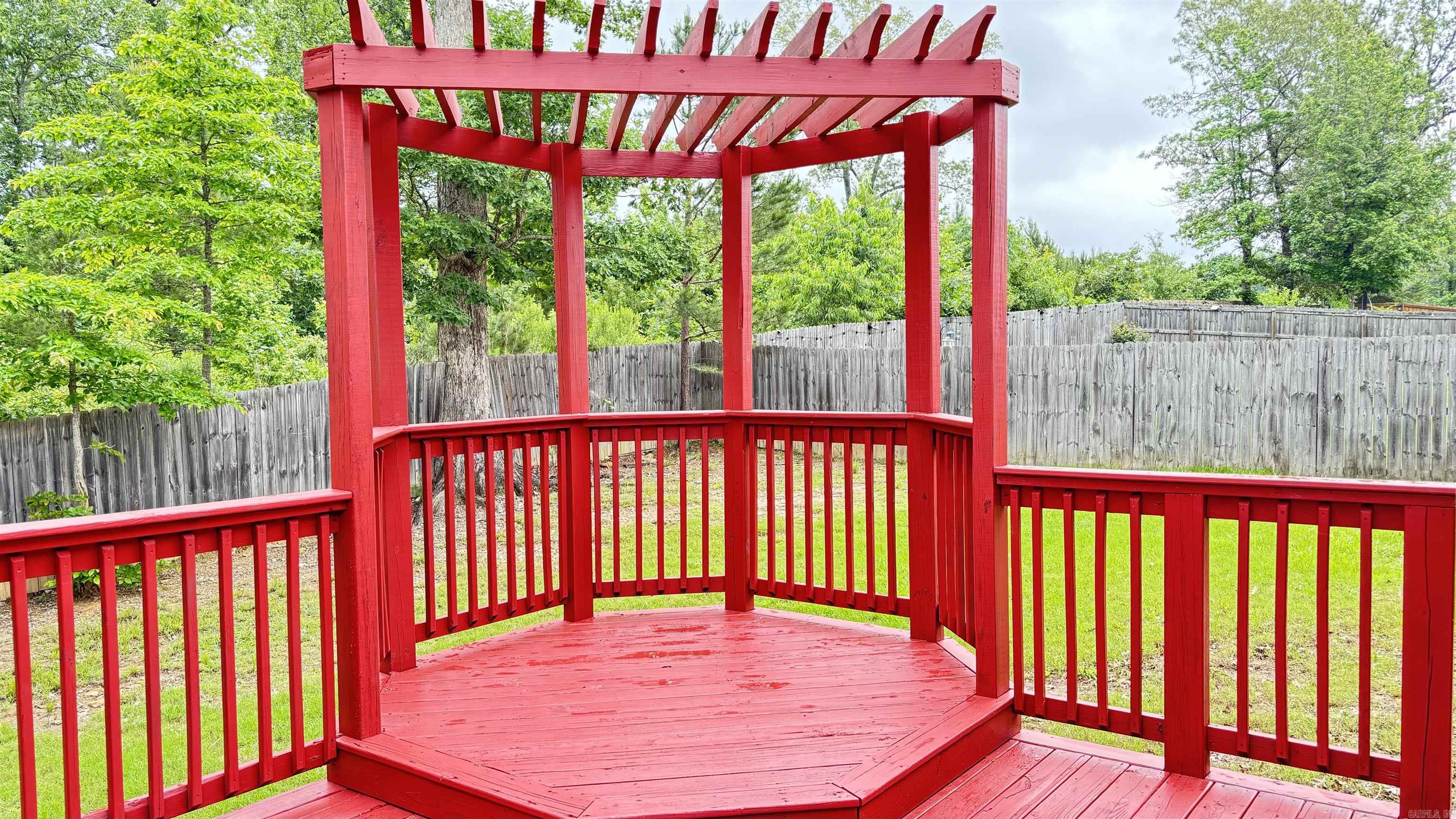 NORTH HAVEN - Residential