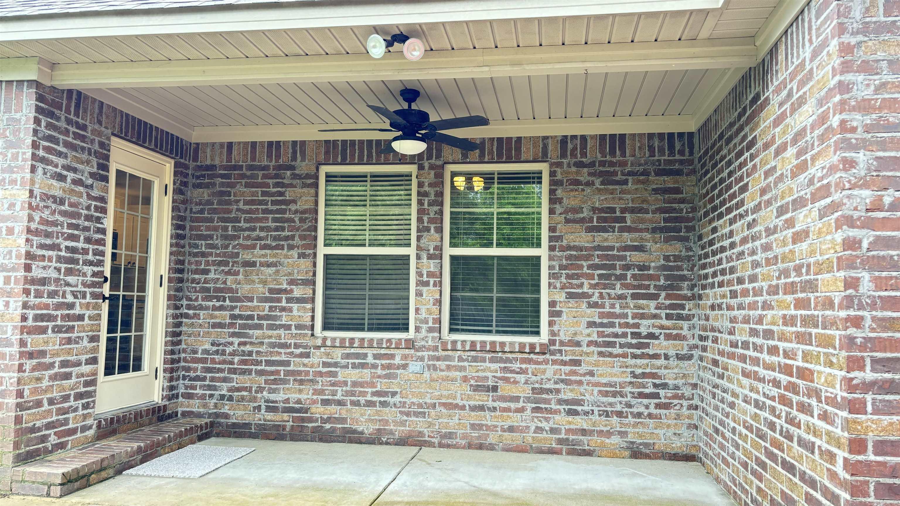 NORTH HAVEN - Residential