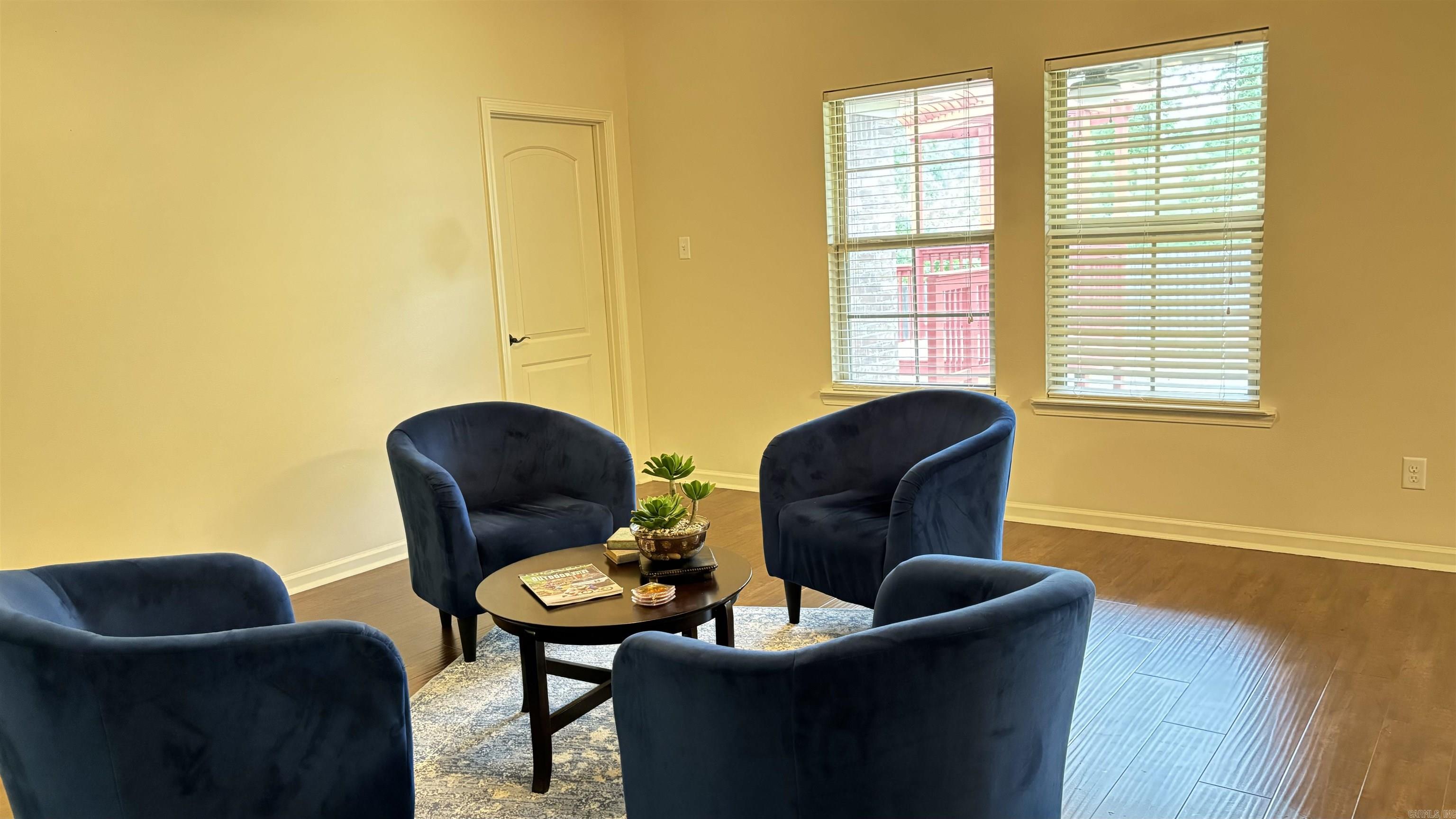 NORTH HAVEN - Residential