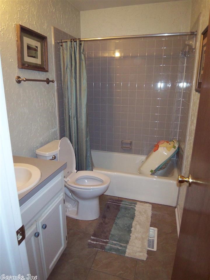 PARKWAY PLACE - Residential