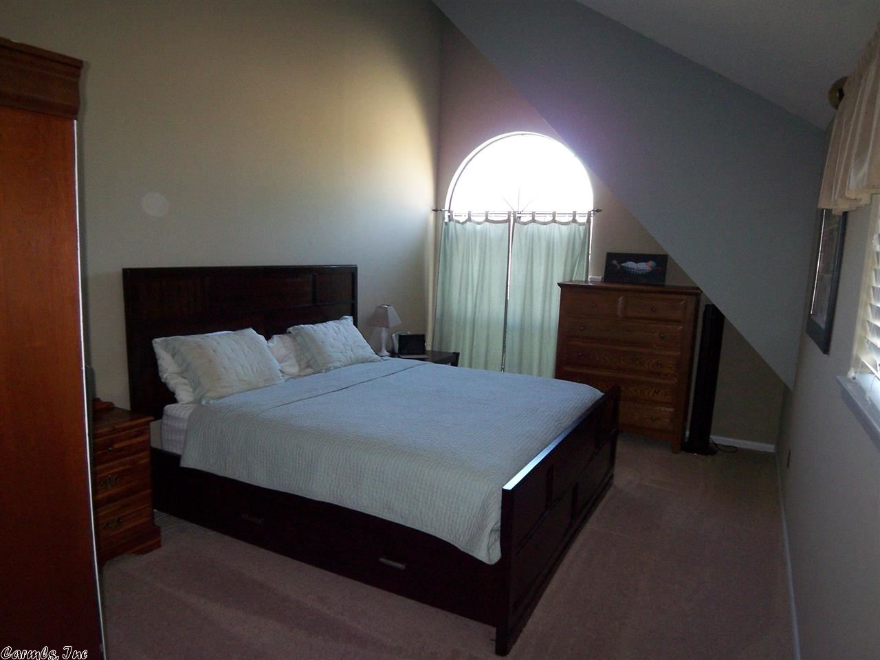 PARKWAY PLACE - Residential