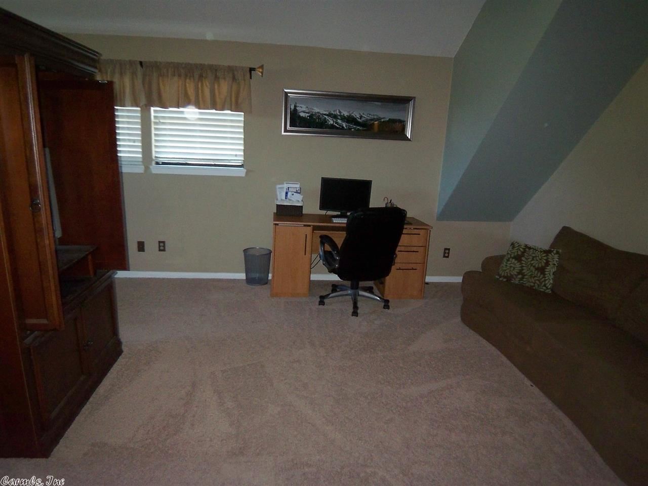 PARKWAY PLACE - Residential